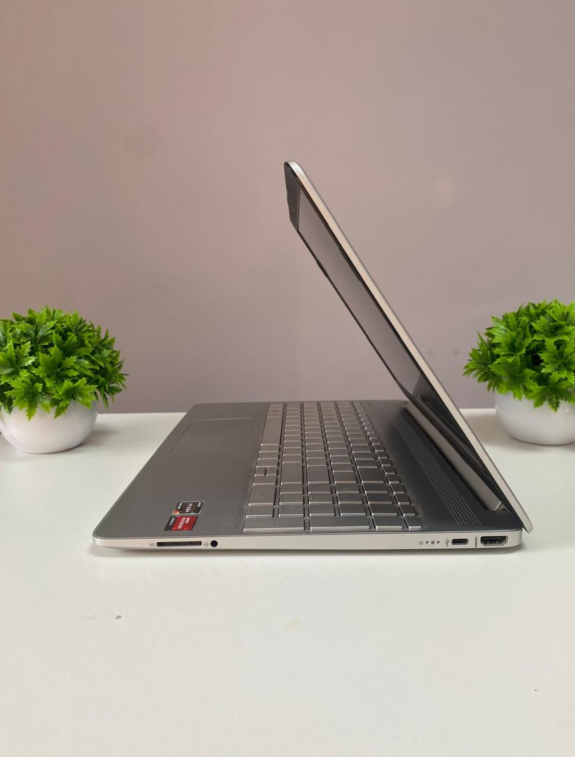 Ноутбук Hp ryzen 7 (5-е поколение) 2023 (8 ядер / 16 потоков) AMD Ryzen 7 5-поколение ядер 16 GB 500 GB 16 дюймов