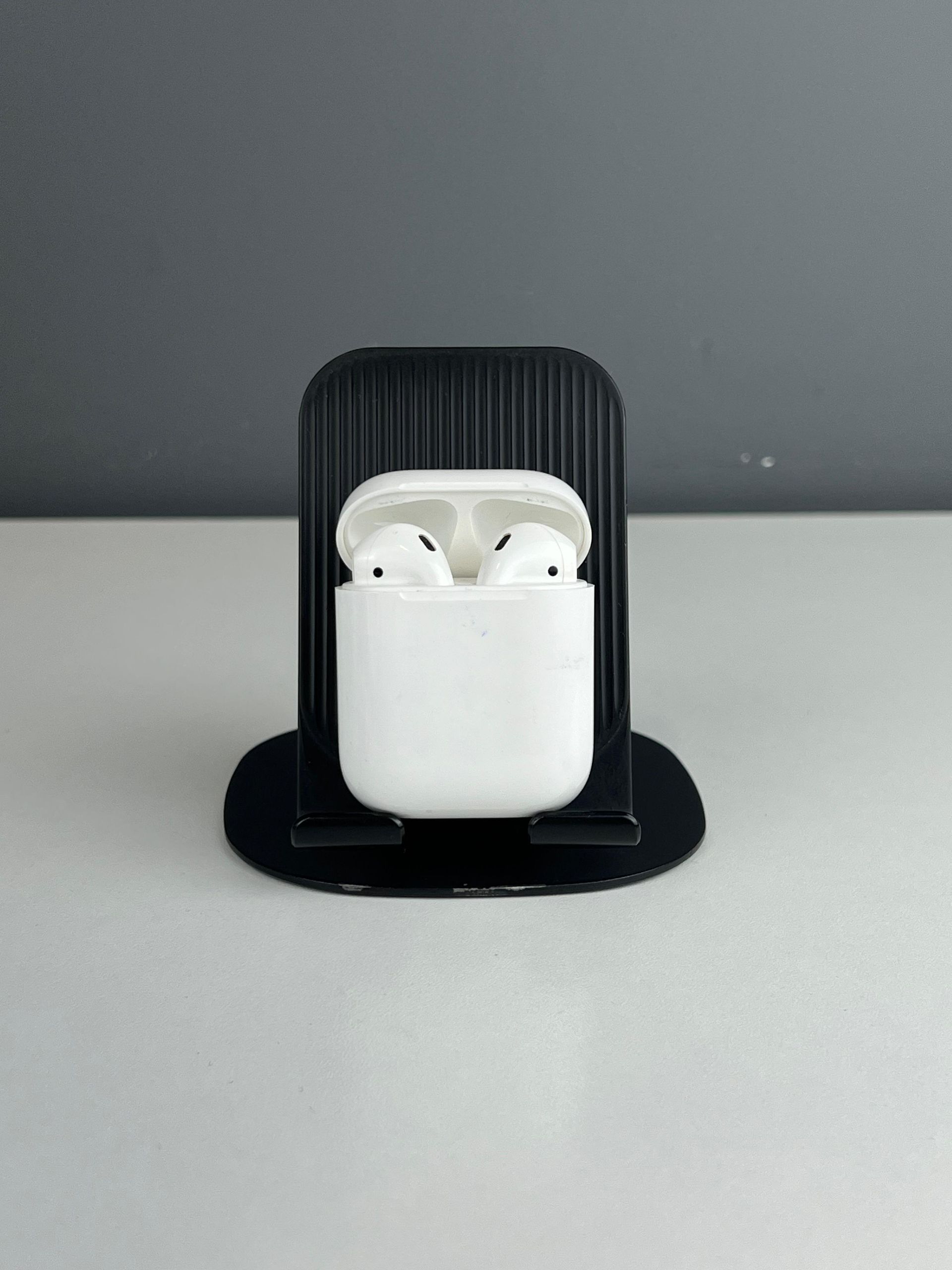 Apple AirPods 2 series