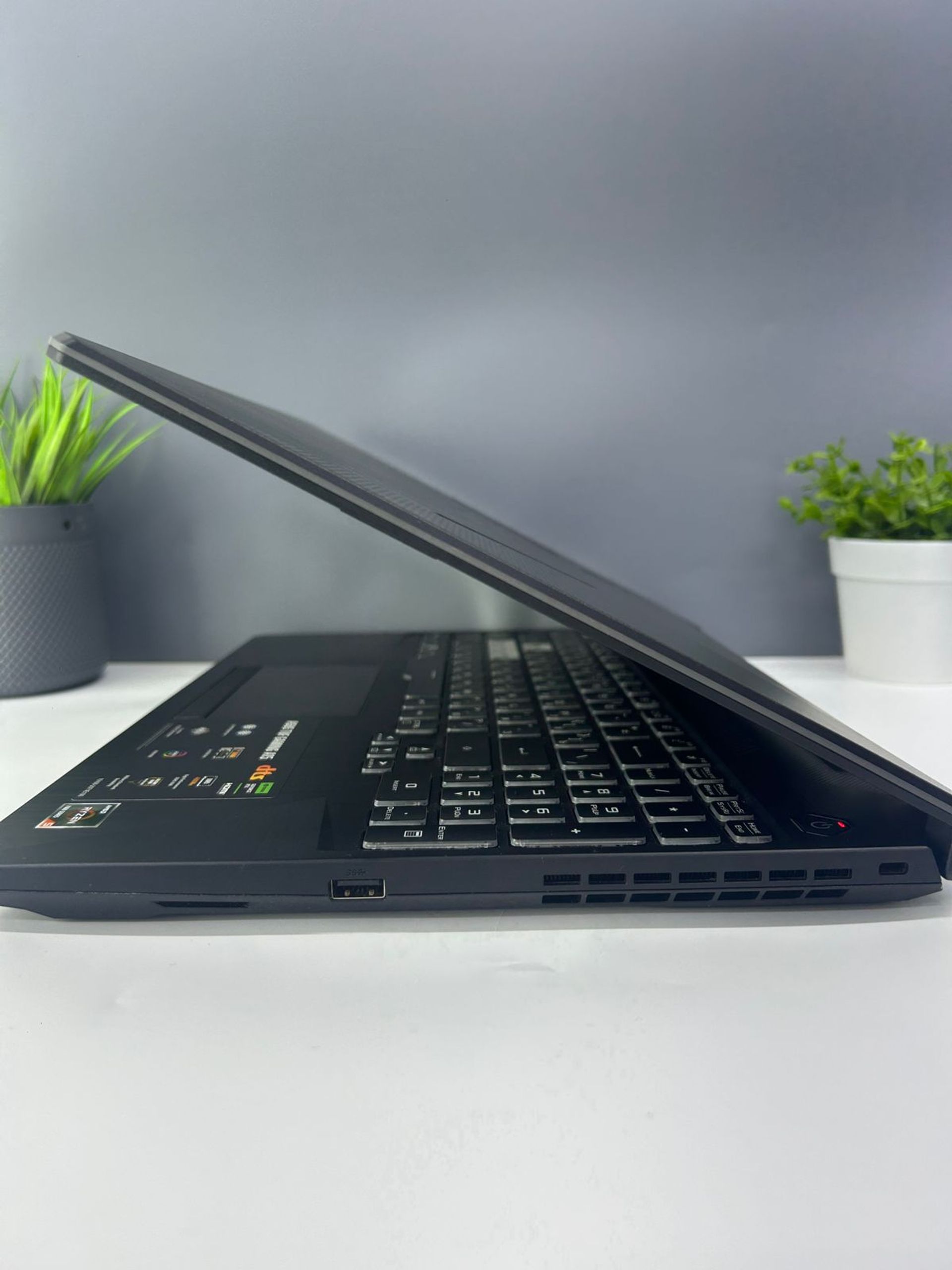 Asus Ryzen 5 (5-е поколение) 2023 (6 ядер / 12 потоков)