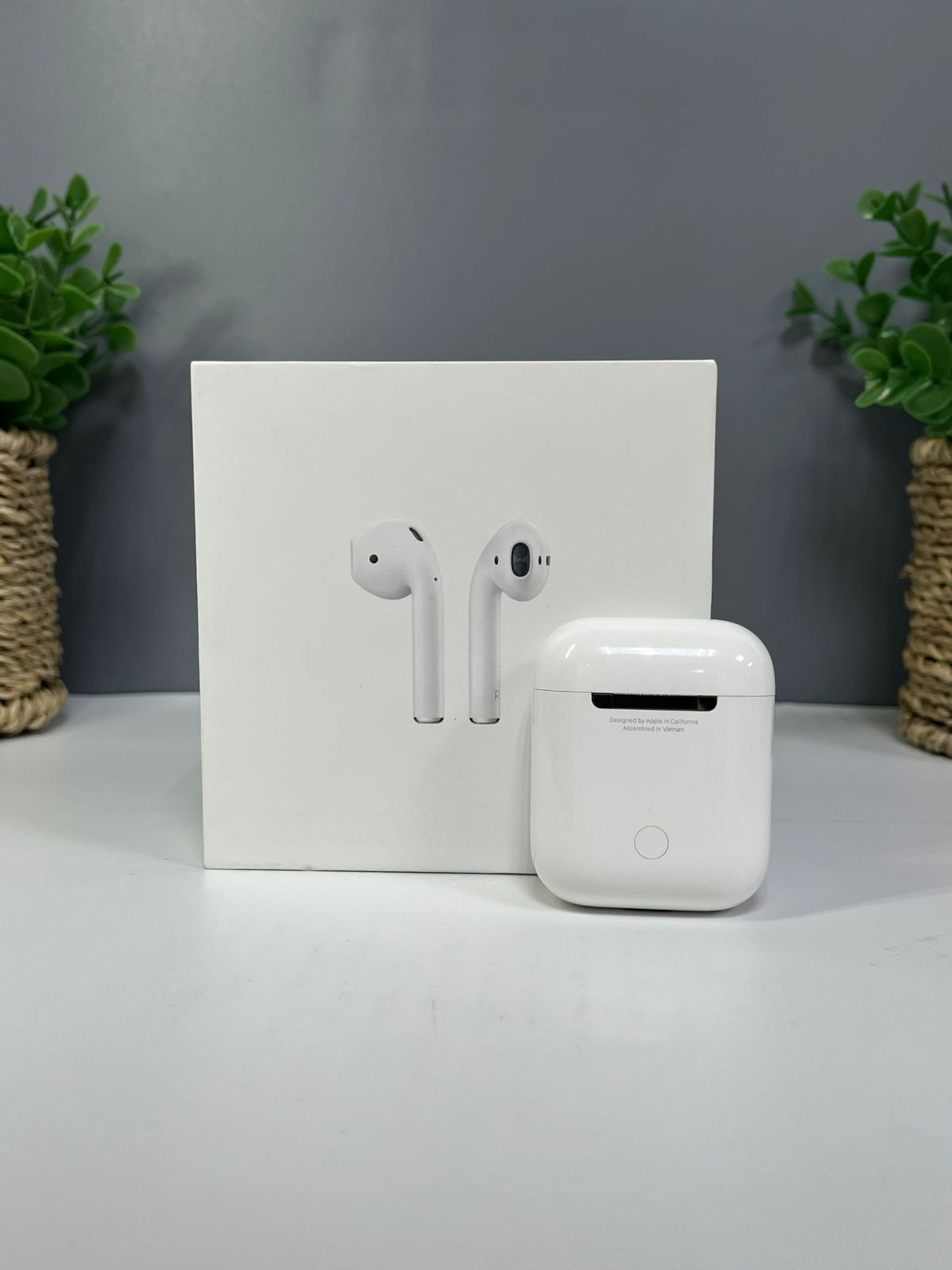 Apple AirPods 2 series