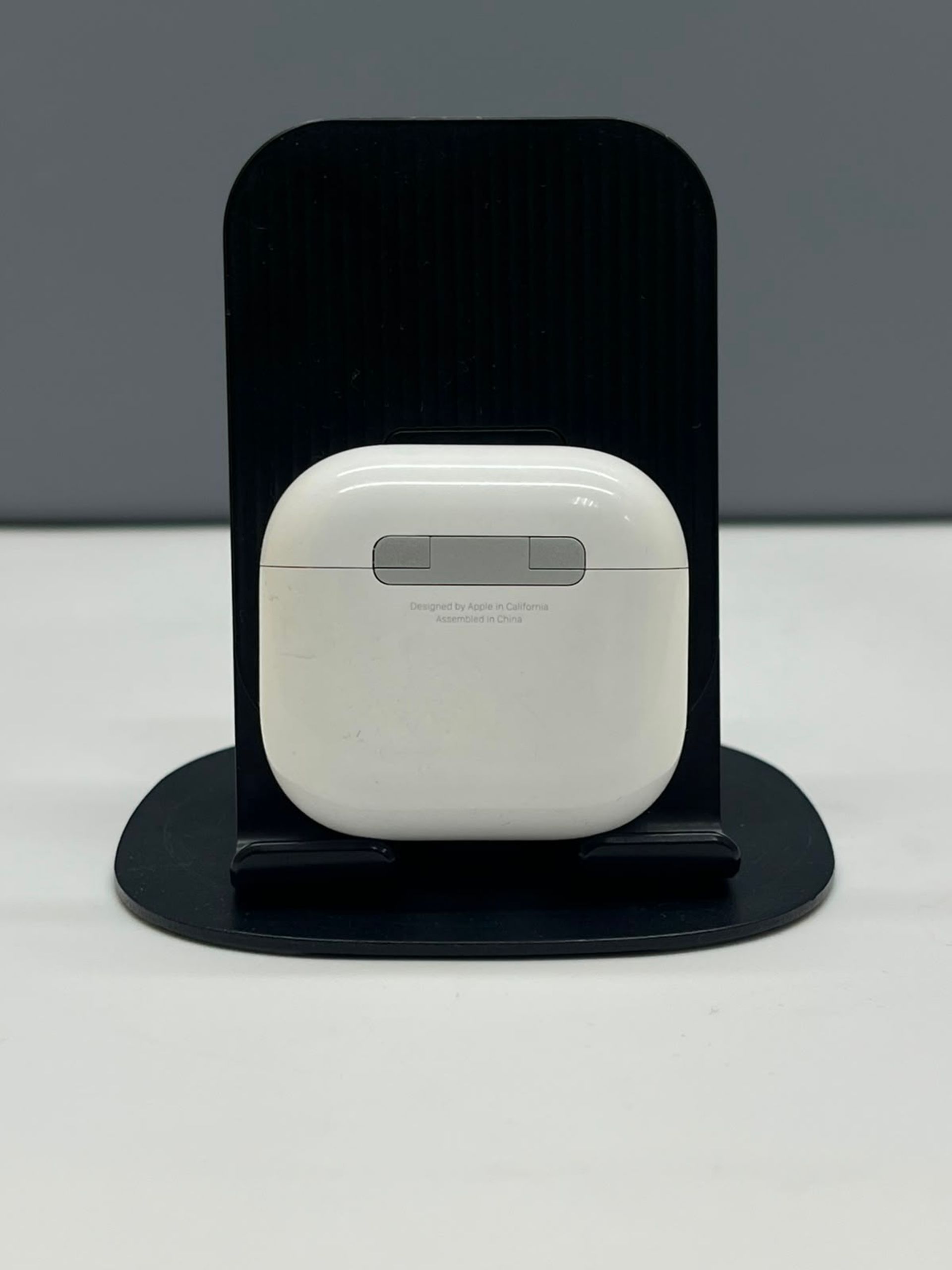 Apple AirPods 4 series