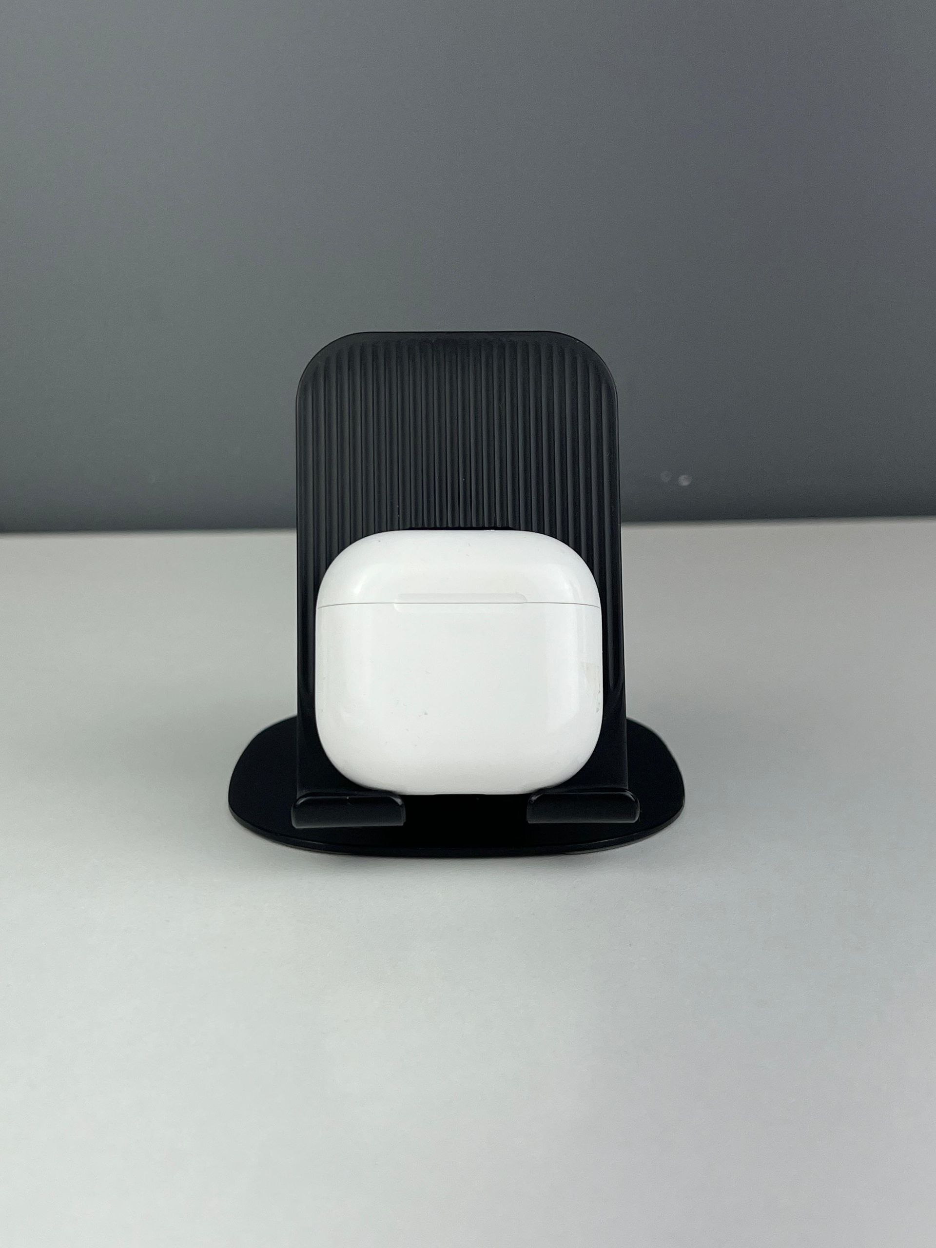 Apple AirPods 4 series