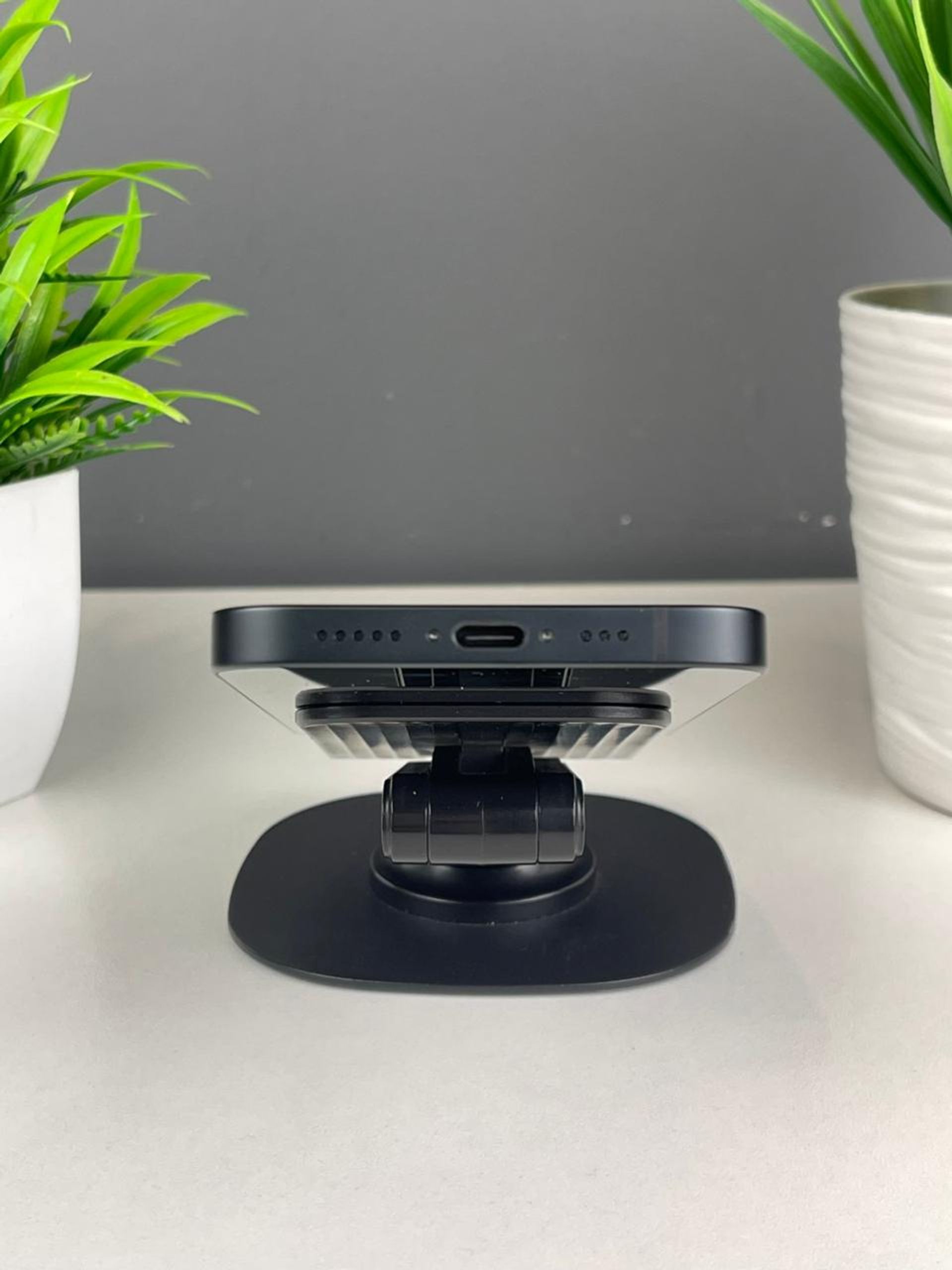 Apple iPhone 16e 128GB