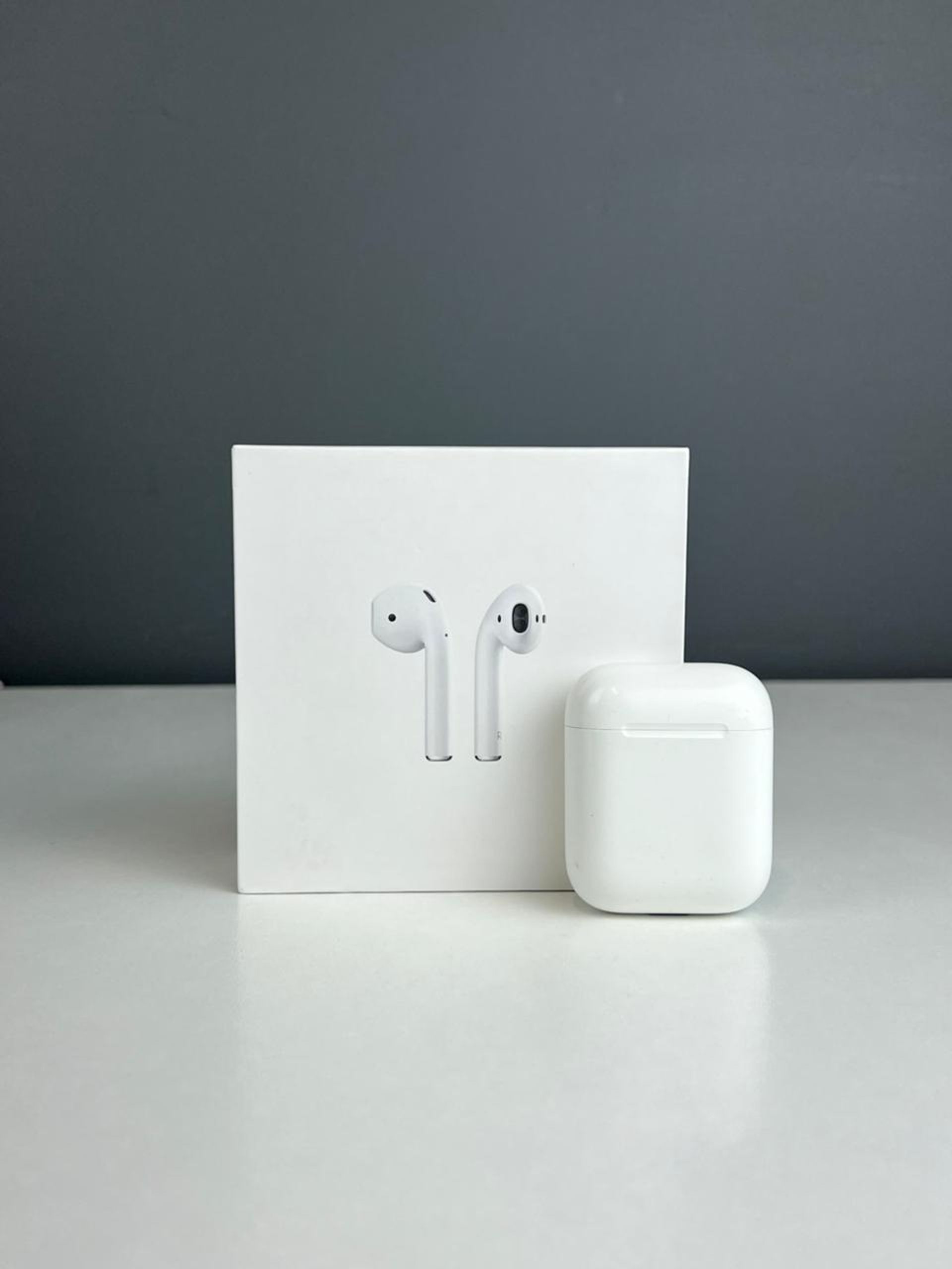 AirPods 2 series