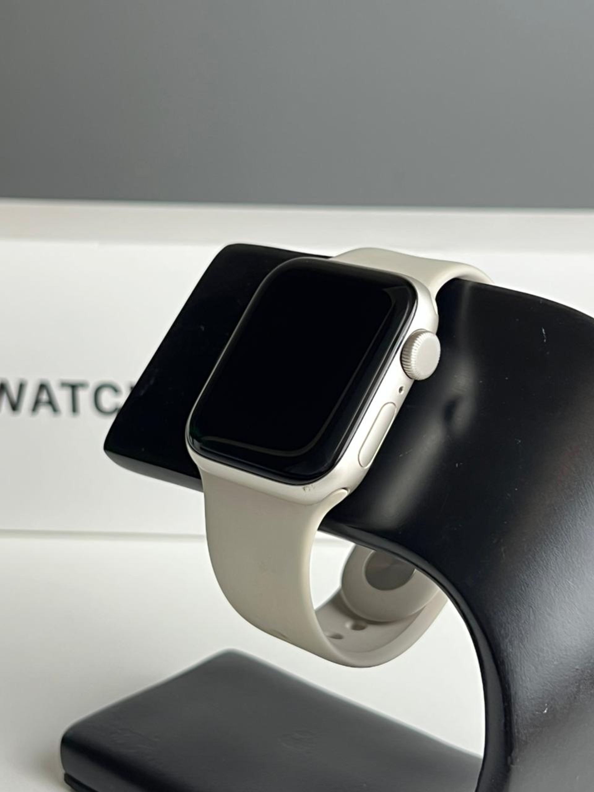 Apple Watch SE 40 мм (2е поколение)