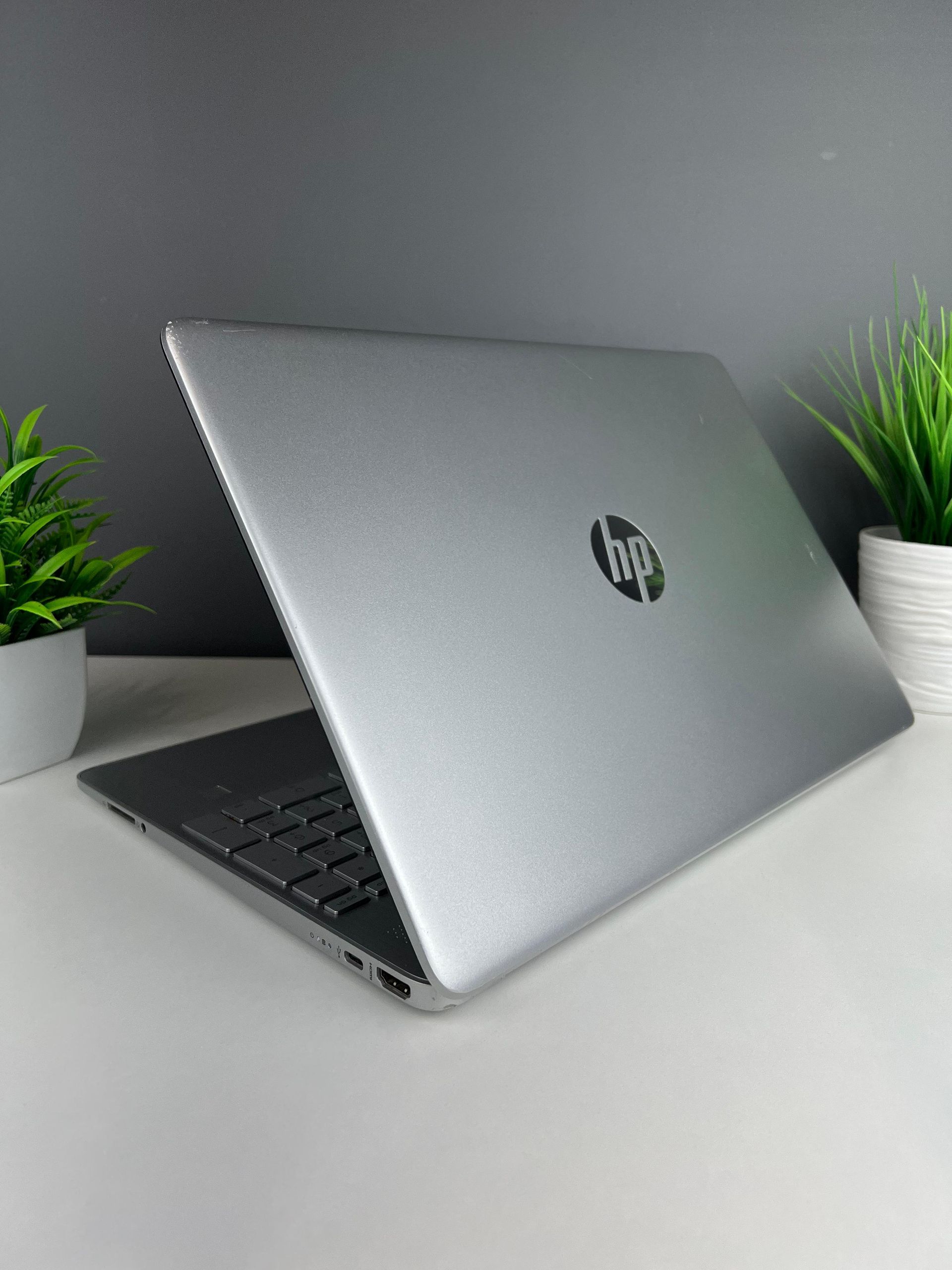 Ноутбук Hp Для работы и учебы AMD Ryzen 5 5-поколение ядер 16 GB 500 GB 13 дюймов