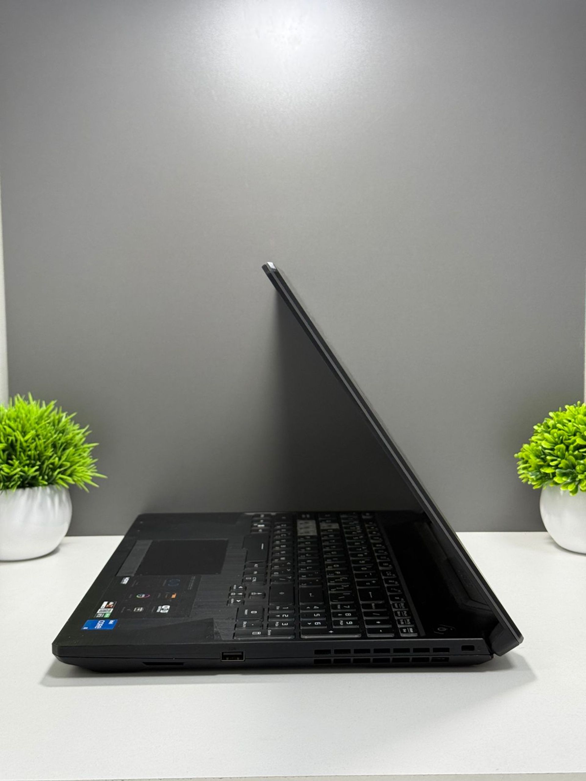 Ноутбук Asus Игровой  Intel Core i5  11-поколение  ядер 16 GB 500 GB 15 дюймов