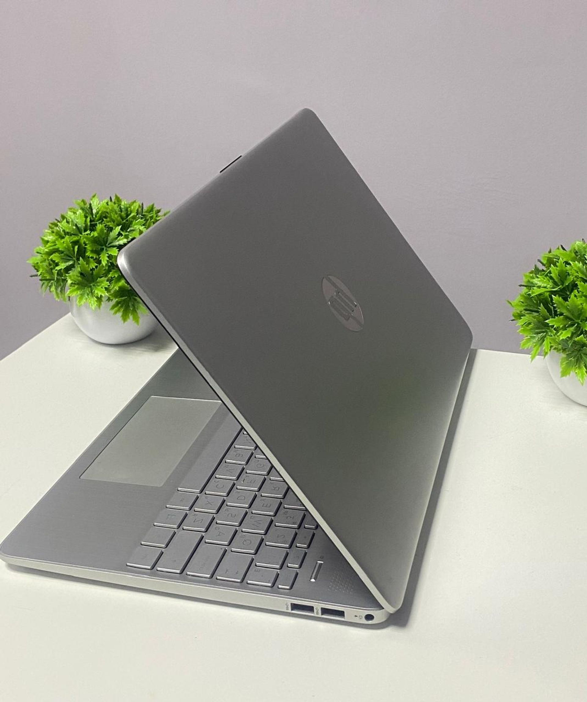 Hp Ryzen 5 (5-е поколение) 2023 (6 ядер / 12 потоков)     пароль:9804