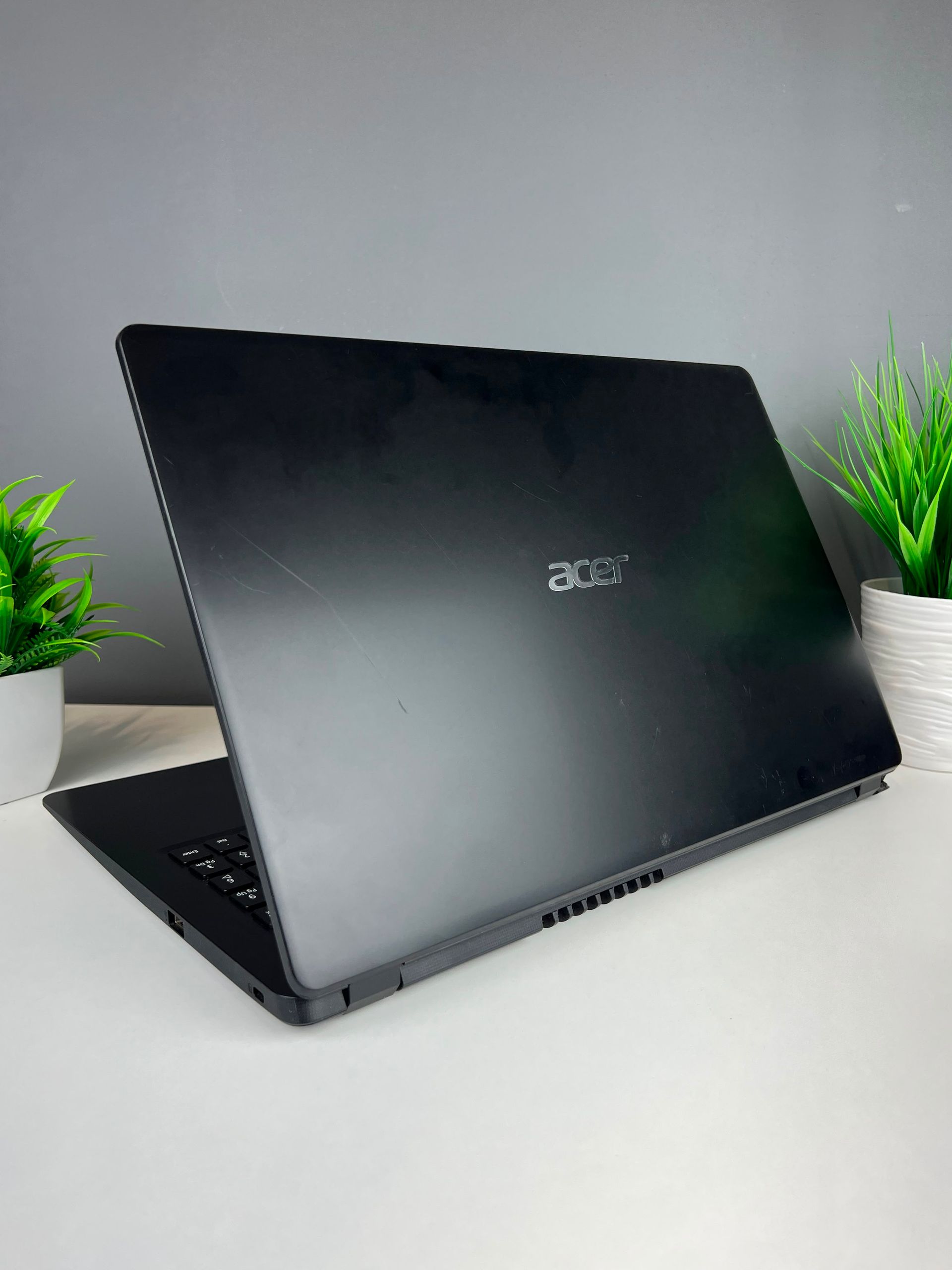 Ноутбук Acer Для работы и учебы  Intel Core i5  10-поколение  ядер 8 GB 512 GB 14 дюймов