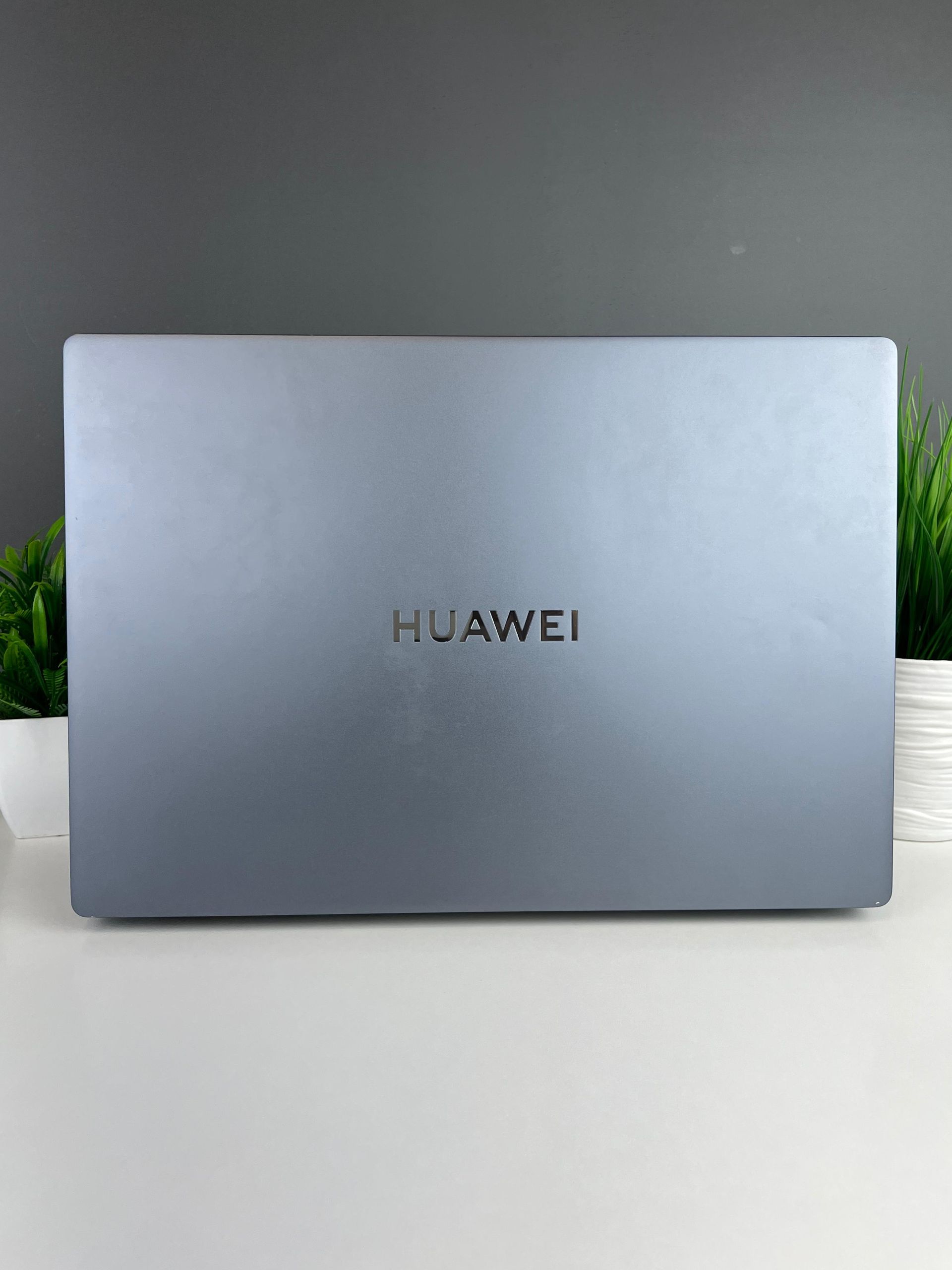 Ноутбук Huawei  core i3/12-пок  Intel Core i3  12-поколение  ядер 8 GB 500 GB 14 дюймов