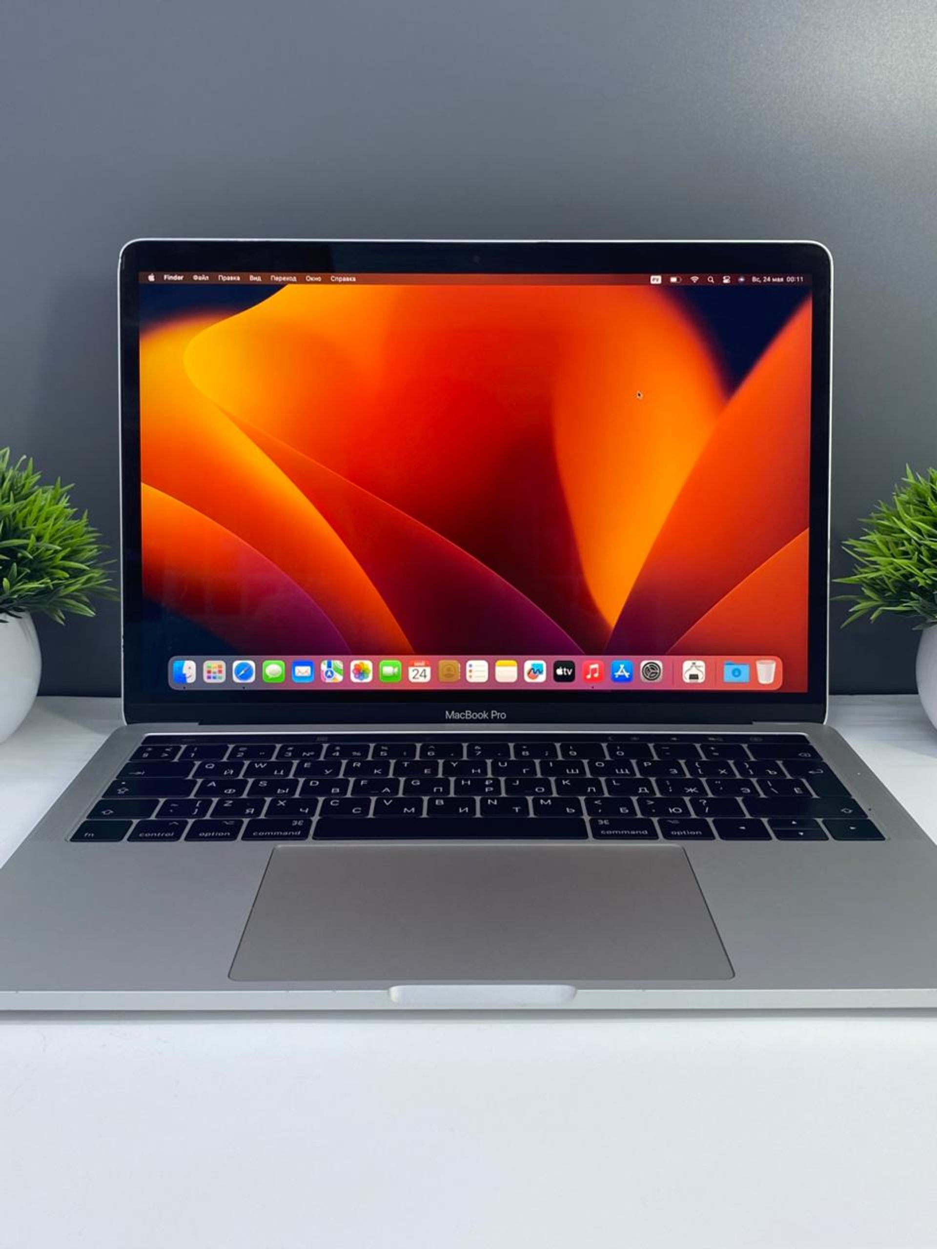 Ноутбук Apple MacBook Air Intel i5 ядер 8 GB 256 GB 13 дюймов
