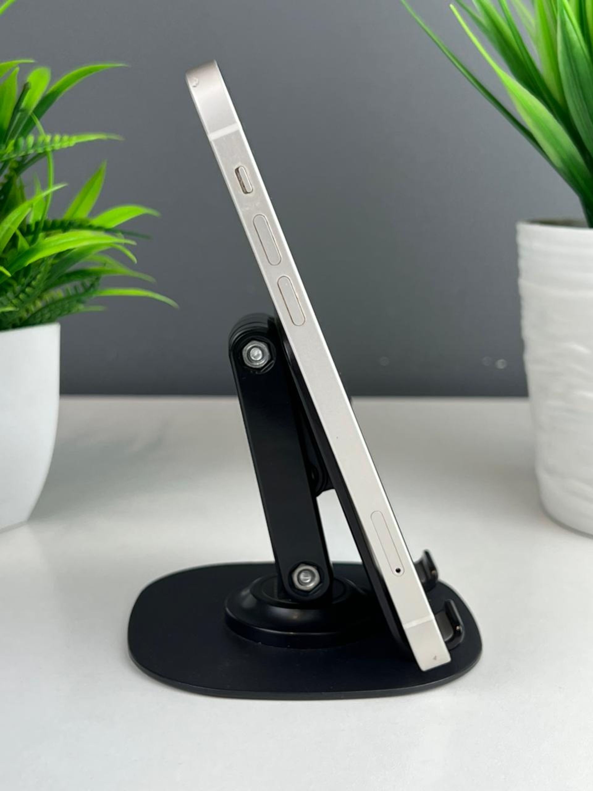 Apple iPhone 12 64GB