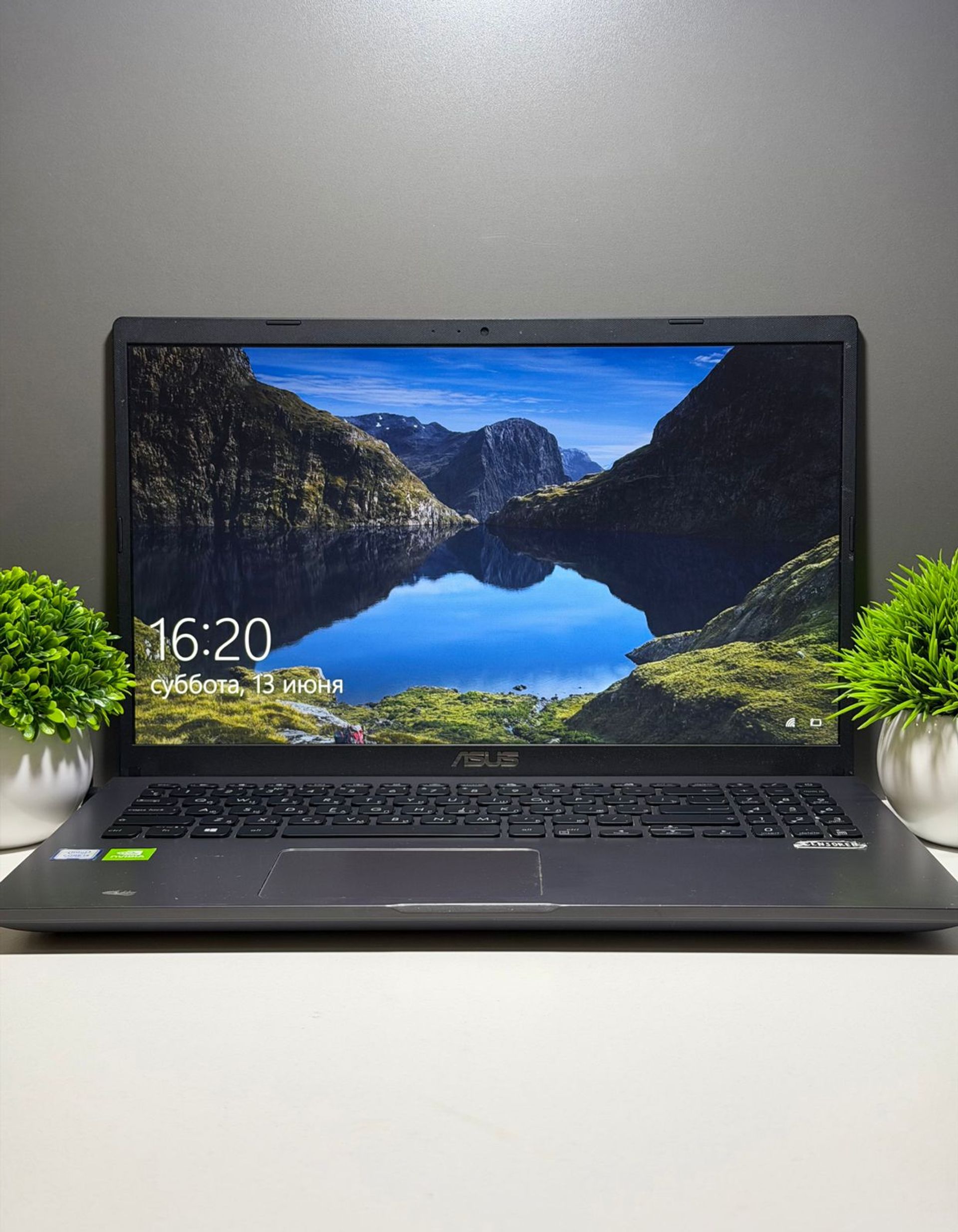 Asus Intel core i3/7gen