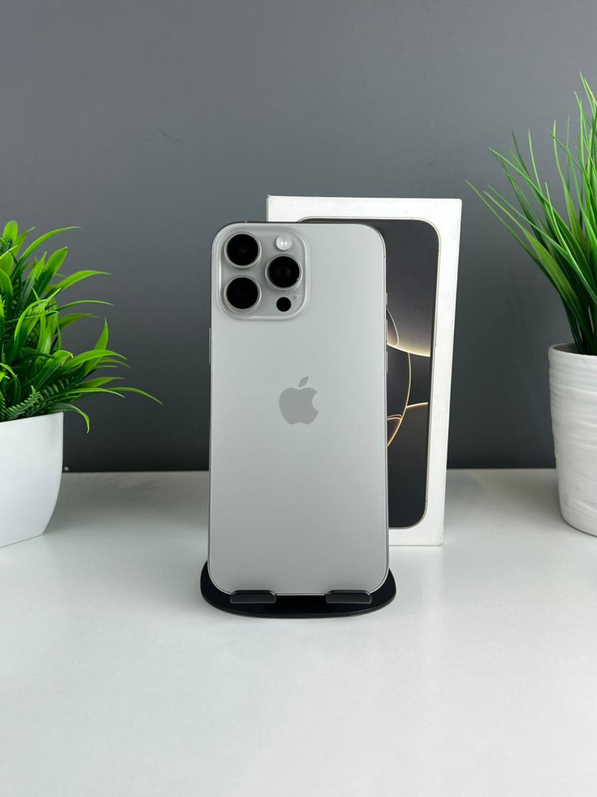 Apple iPhone 16 Pro Max 256GB - фото_0