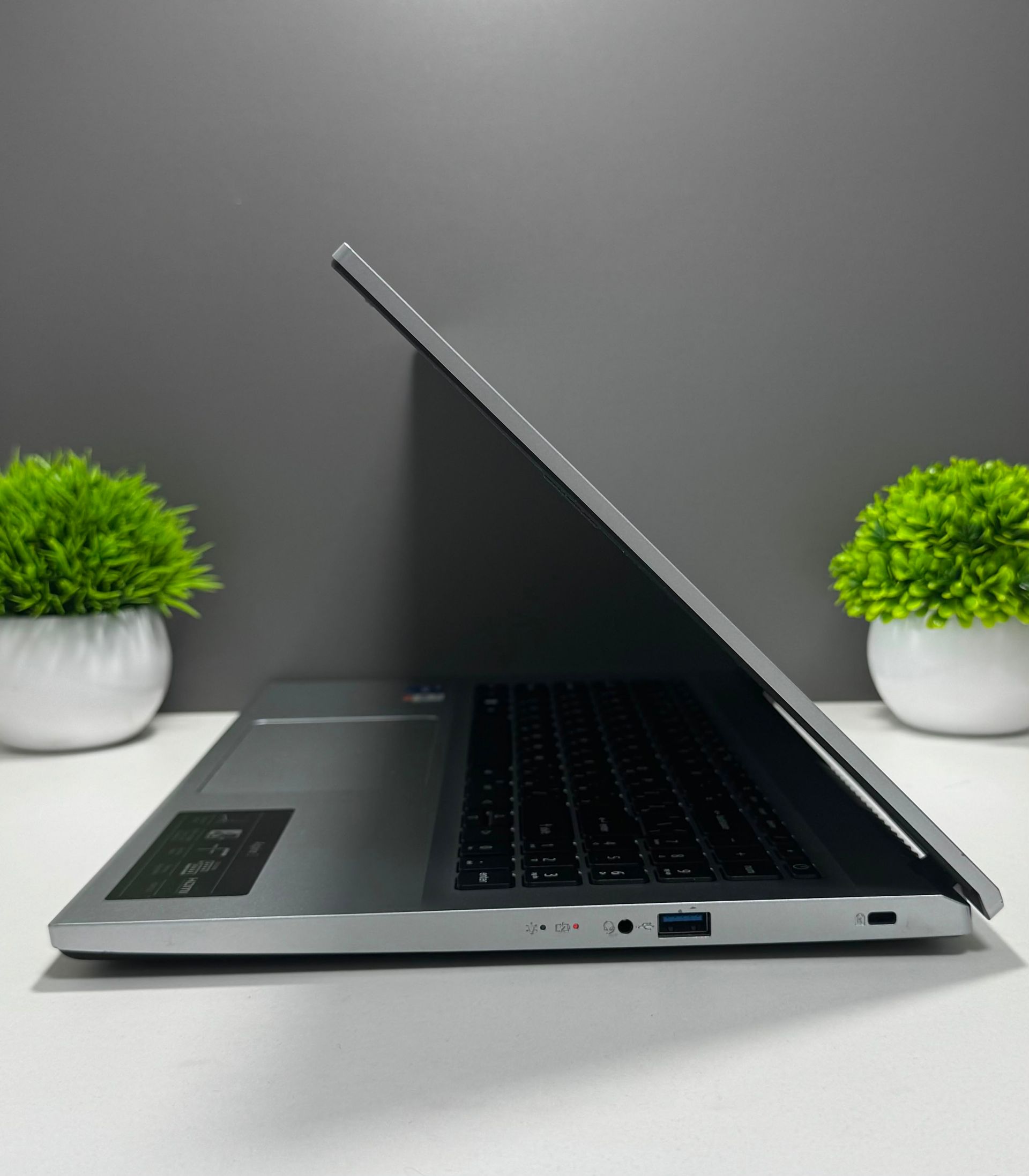 Ноутбук Acer Для работы и учебы  Intel Core i5  12-поколение  ядер 16 GB 512 GB 15 дюймов