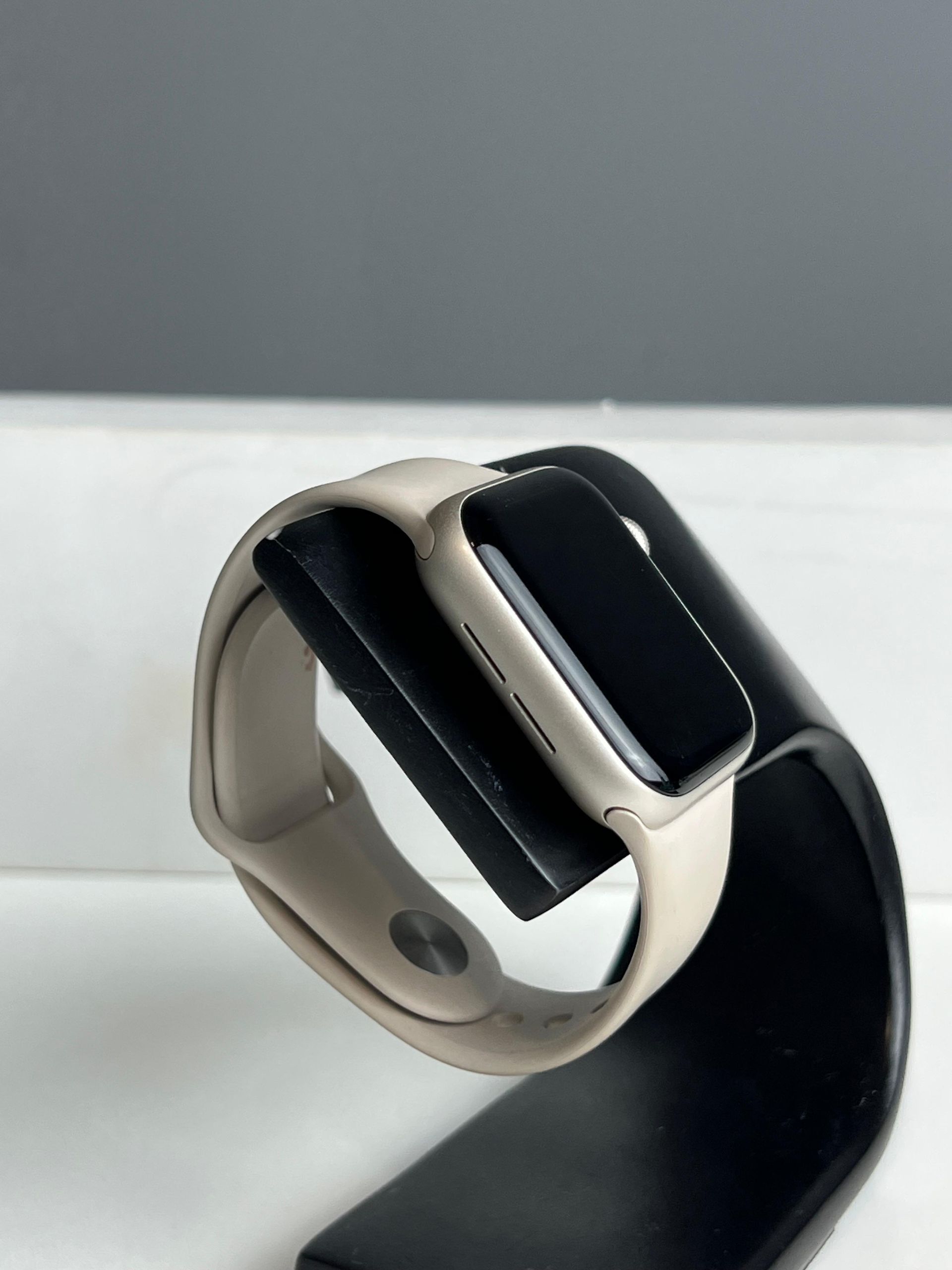 Apple Watch SE 40 мм (2е поколение)