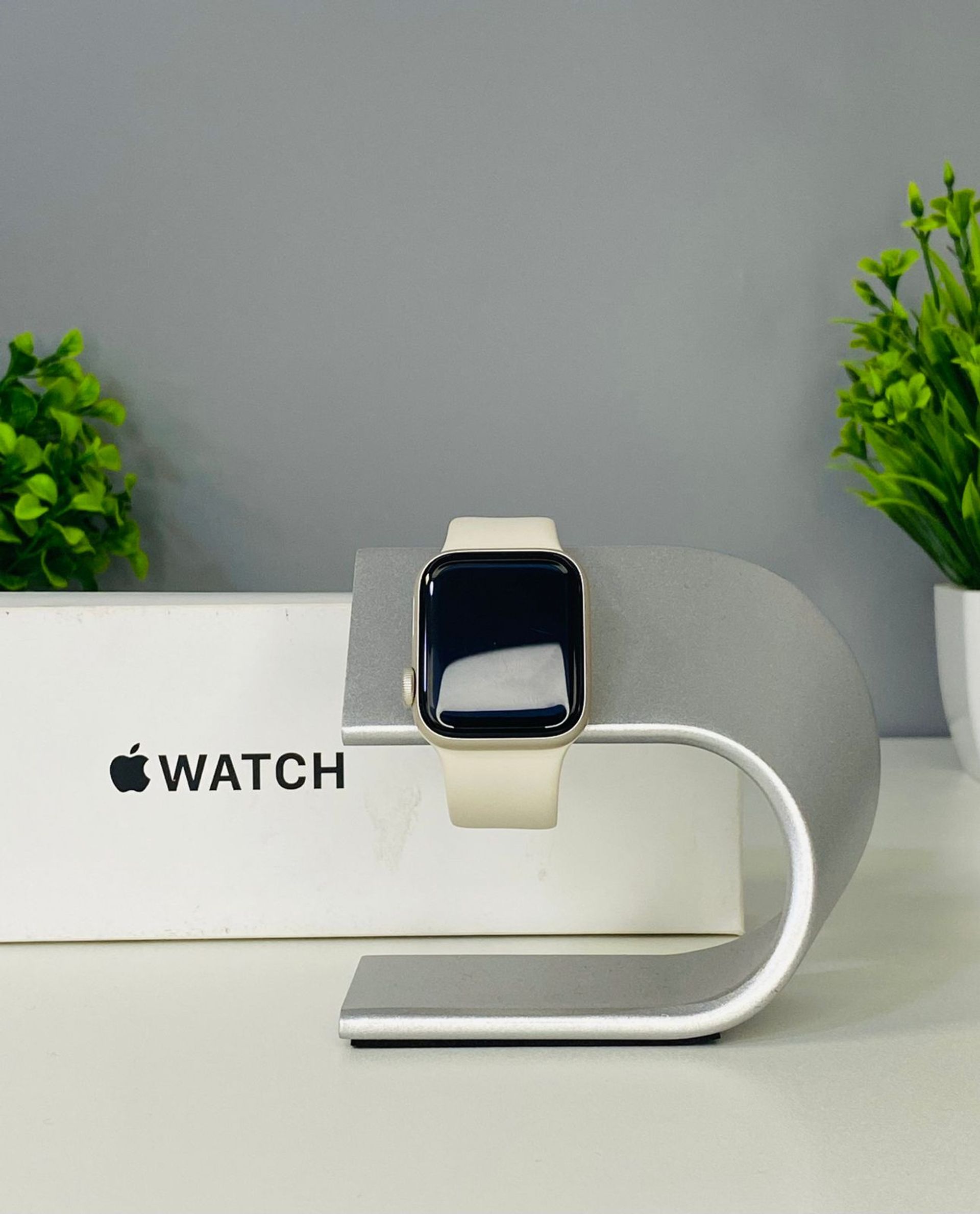 Apple Watch SE 40 мм (2е поколение)