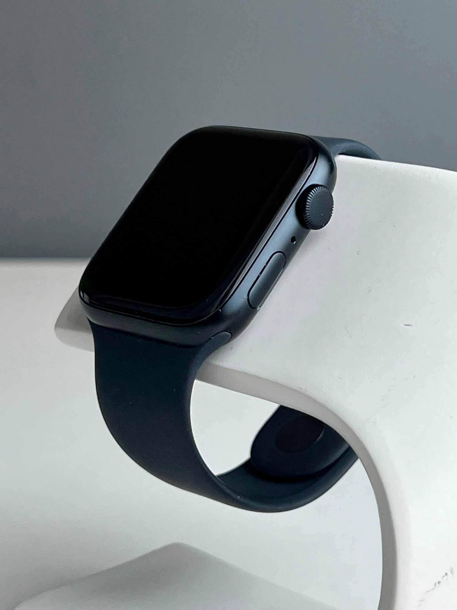 Apple Series SE 44 мм (2е поколение) 44mm