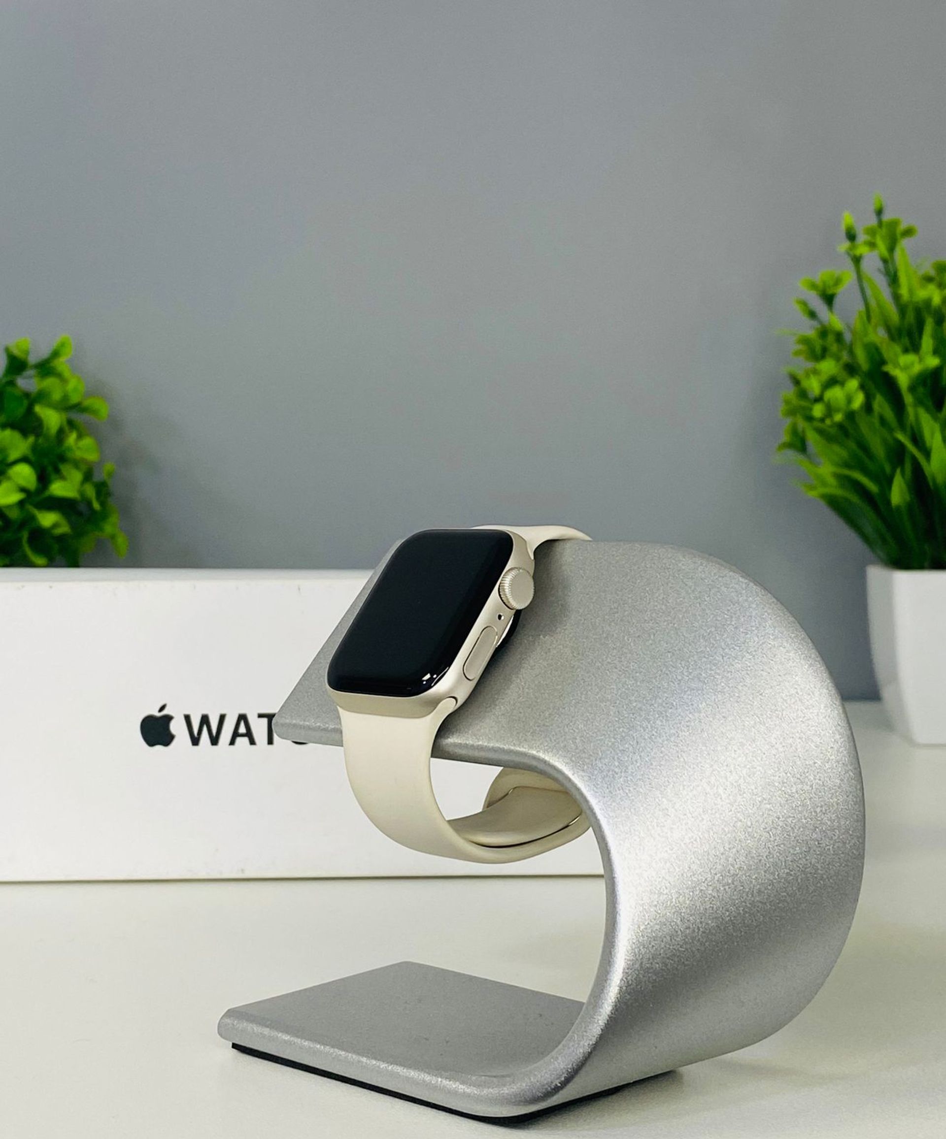 Apple Watch SE 40 мм (2е поколение)