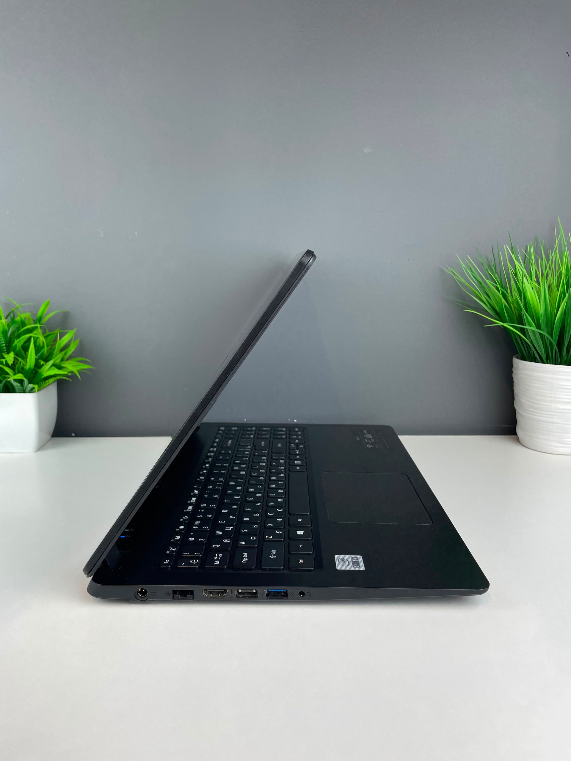 Ноутбук Acer core i3/10-пок  Intel Core i3  10-поколение  ядер 8 GB 256 GB 14 дюймов
