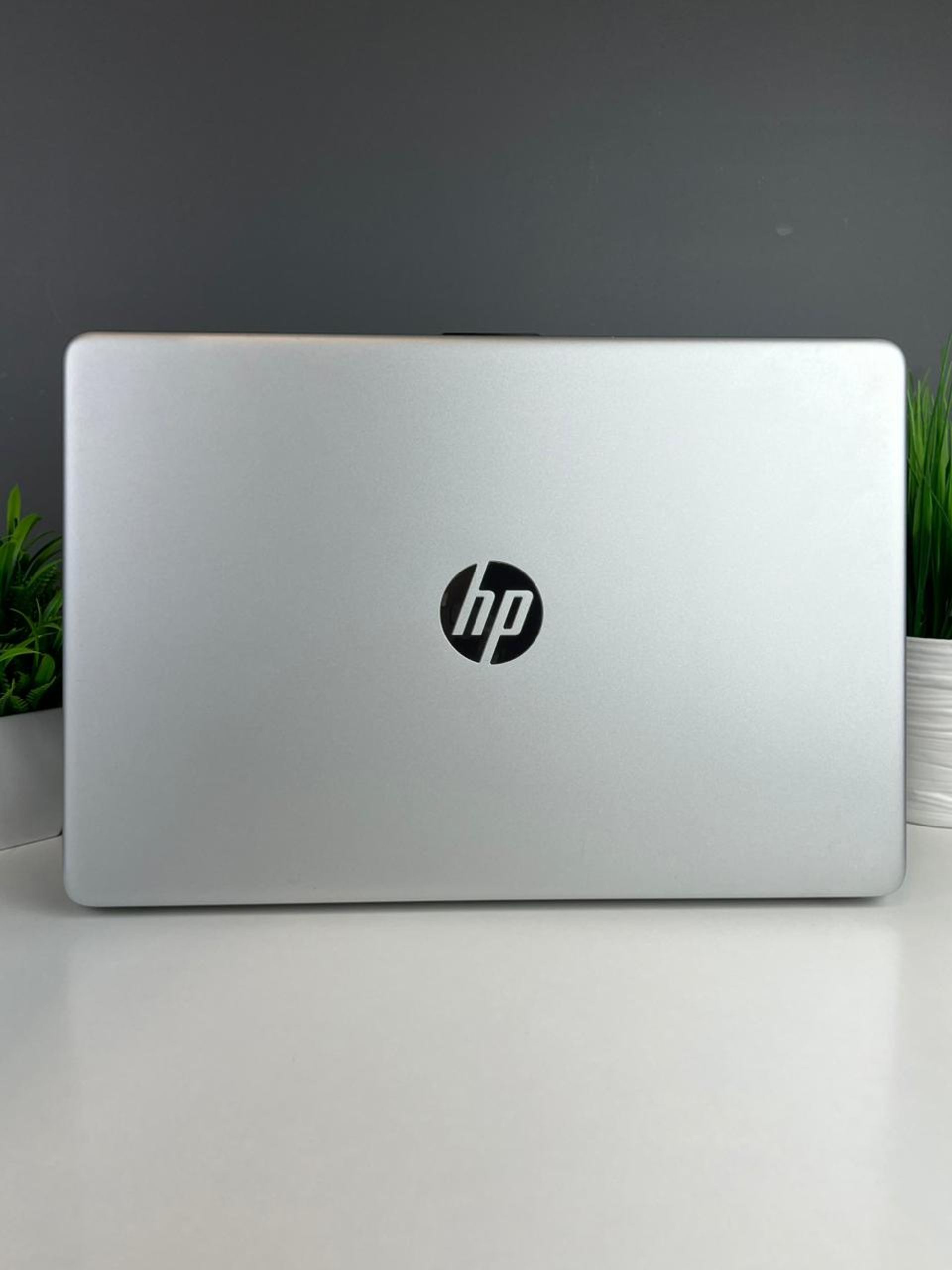HP Core-i5\12