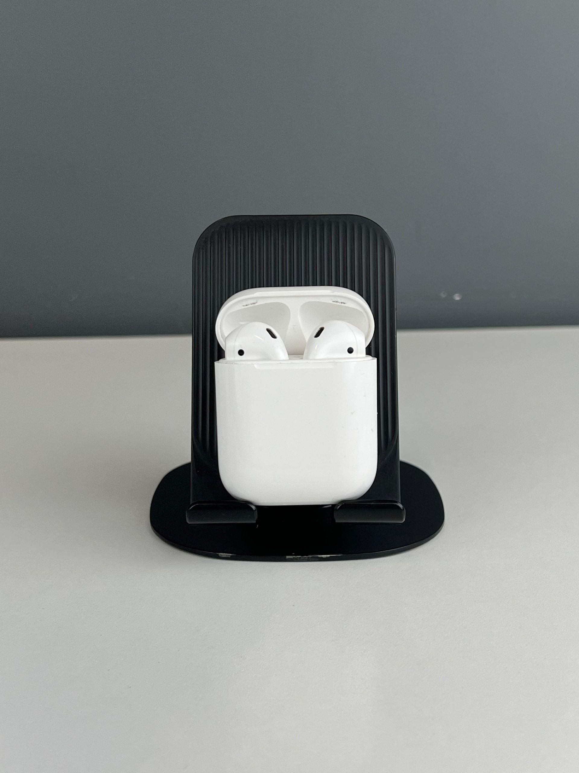 Apple AirPods 2 series