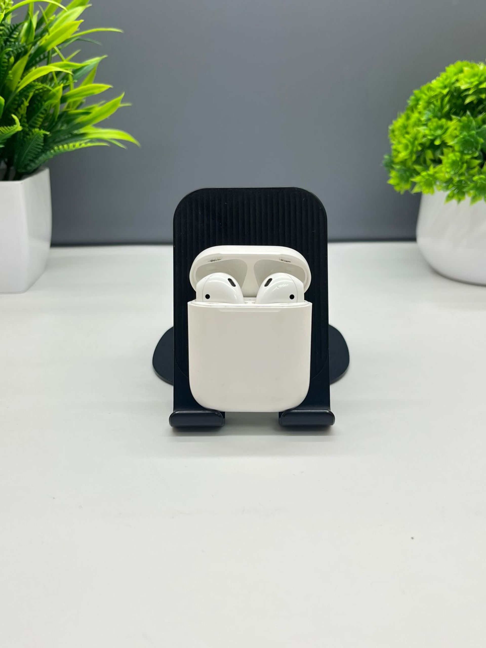 Apple AirPods 2 series