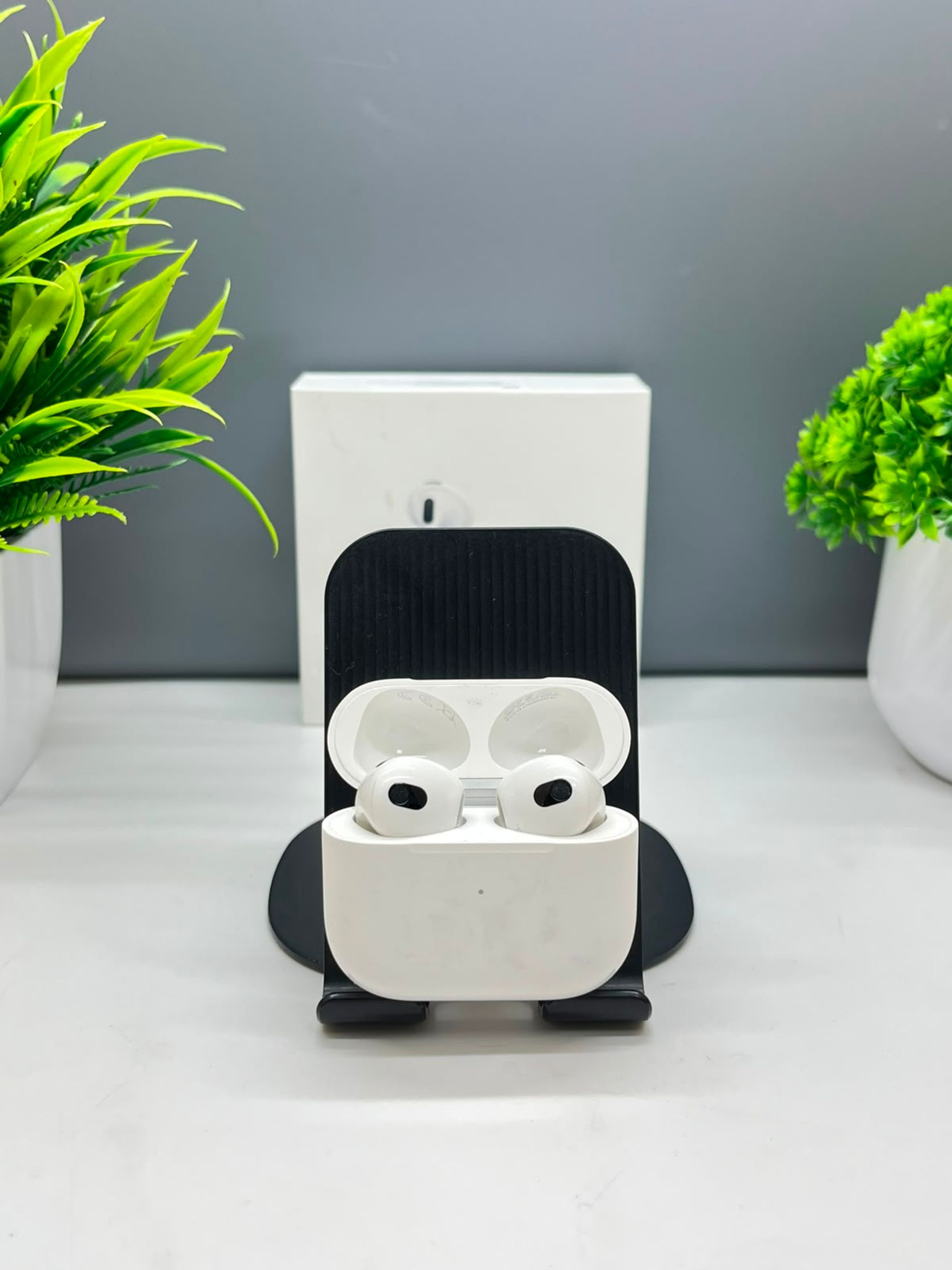 Apple AirPods 3 series