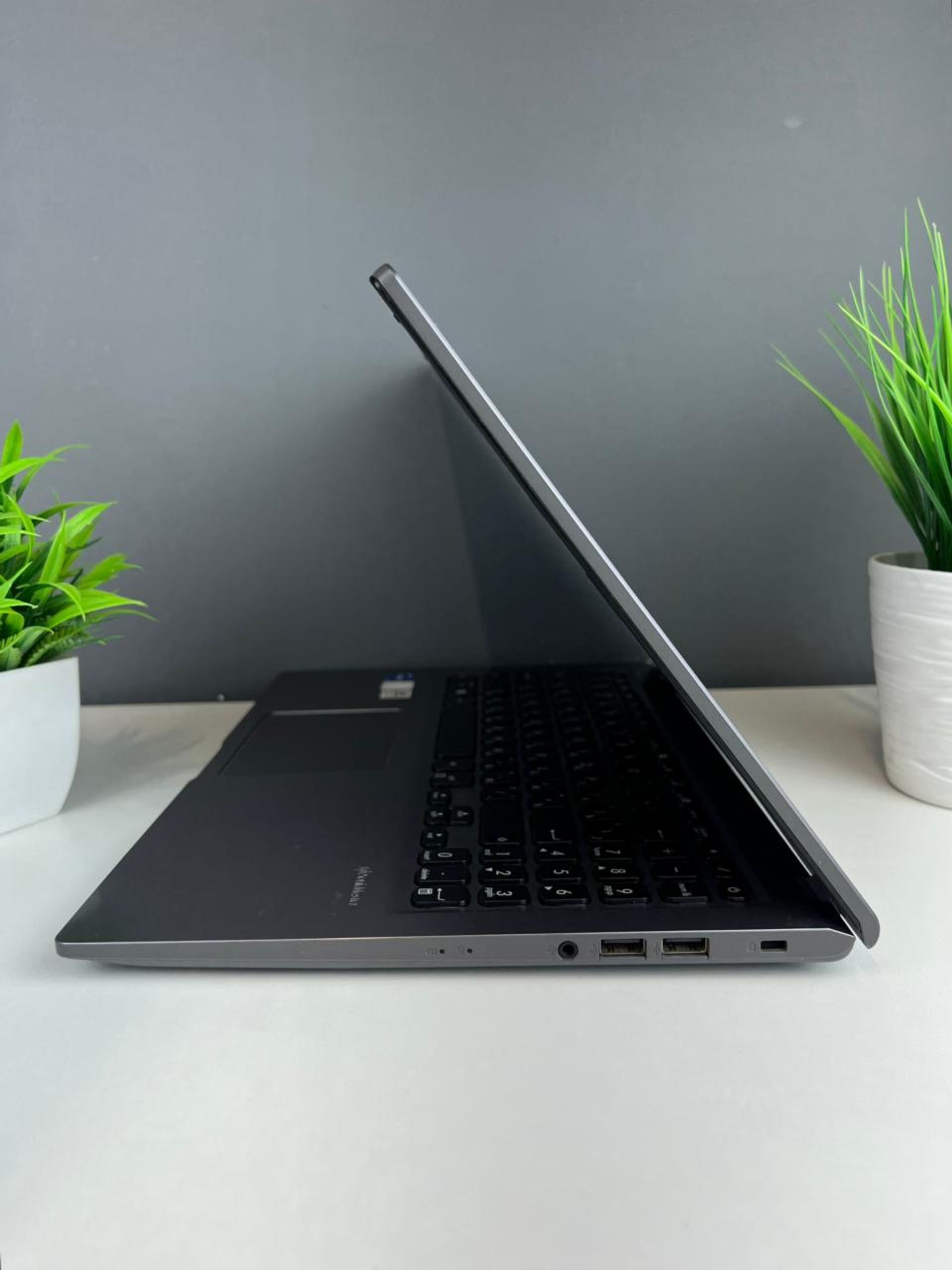 Ноутбук Asus core i5/11 пок  Intel Core i5  11-поколение  ядер 16 GB 512 GB 17 дюймов