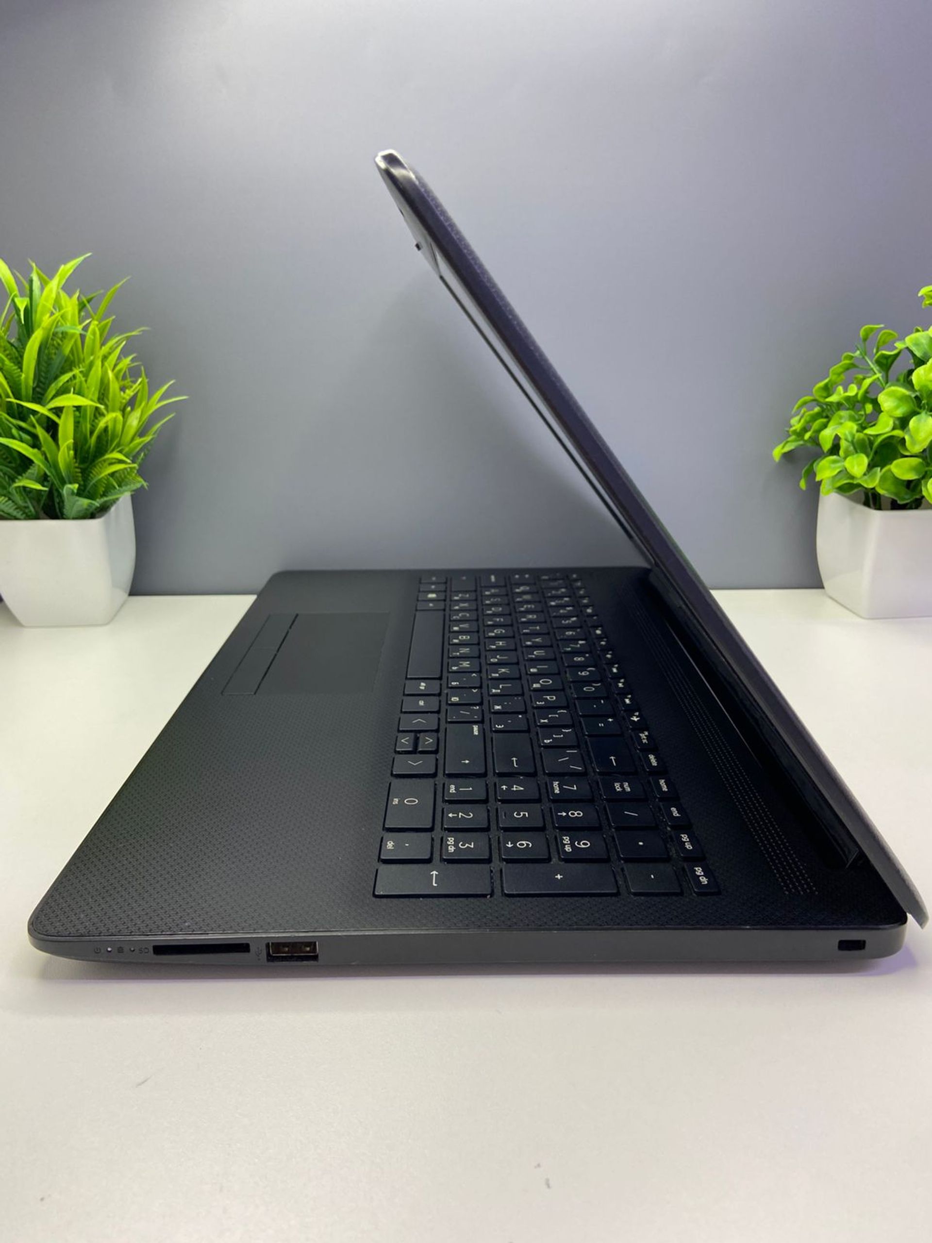 Ноутбук Hp ryzen 7 (3-е поколение) 2019 (8 ядер / 16 потоков) AMD Ryzen 7 3-поколение ядер 16 GB 256 GB 16 дюймов