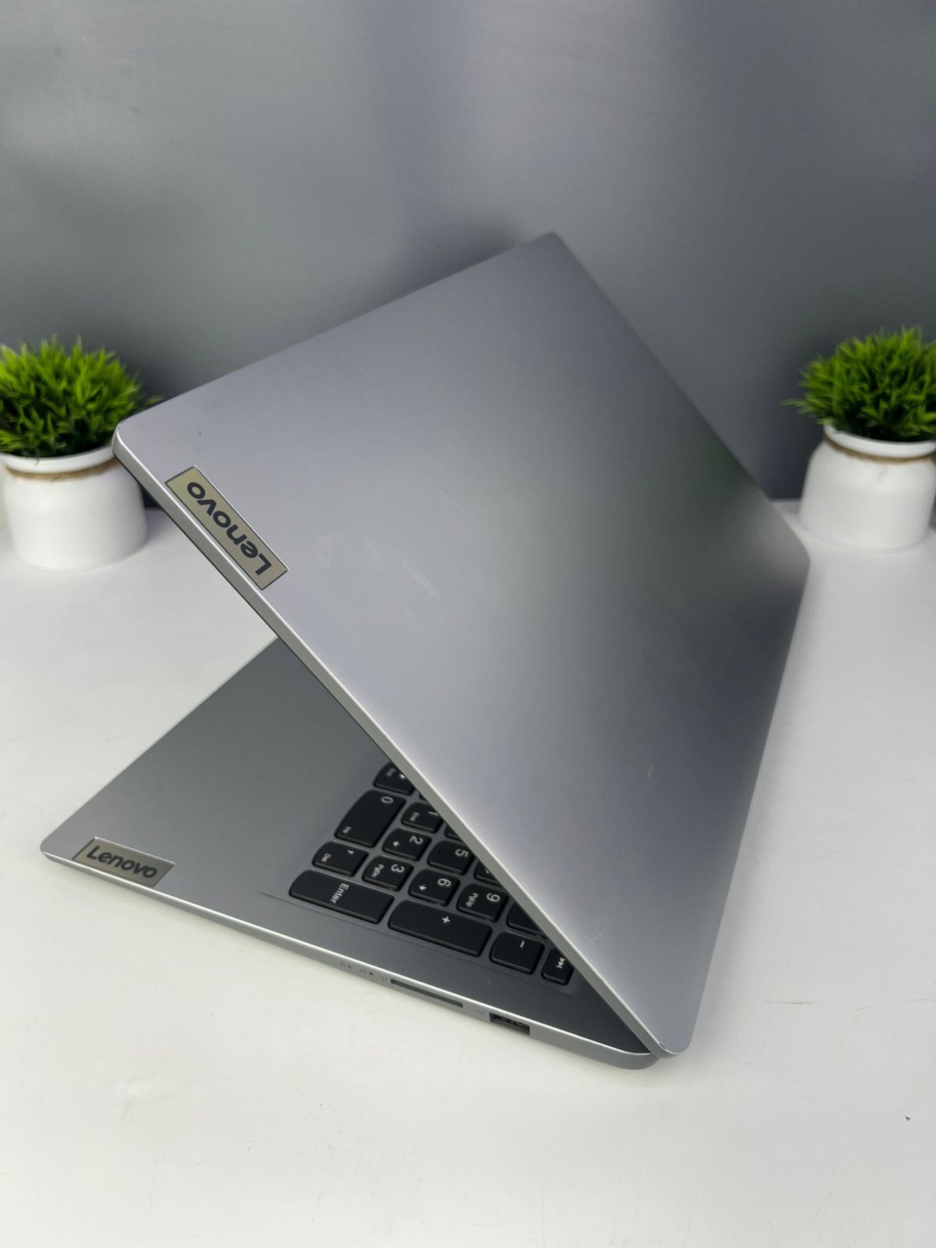 Ноутбук Lenovo ryzen 7 (5-е поколение) 2023 (8 ядер / 16 потоков) AMD Ryzen 7 5-поколение ядер 16 GB 512 GB 16 дюймов
