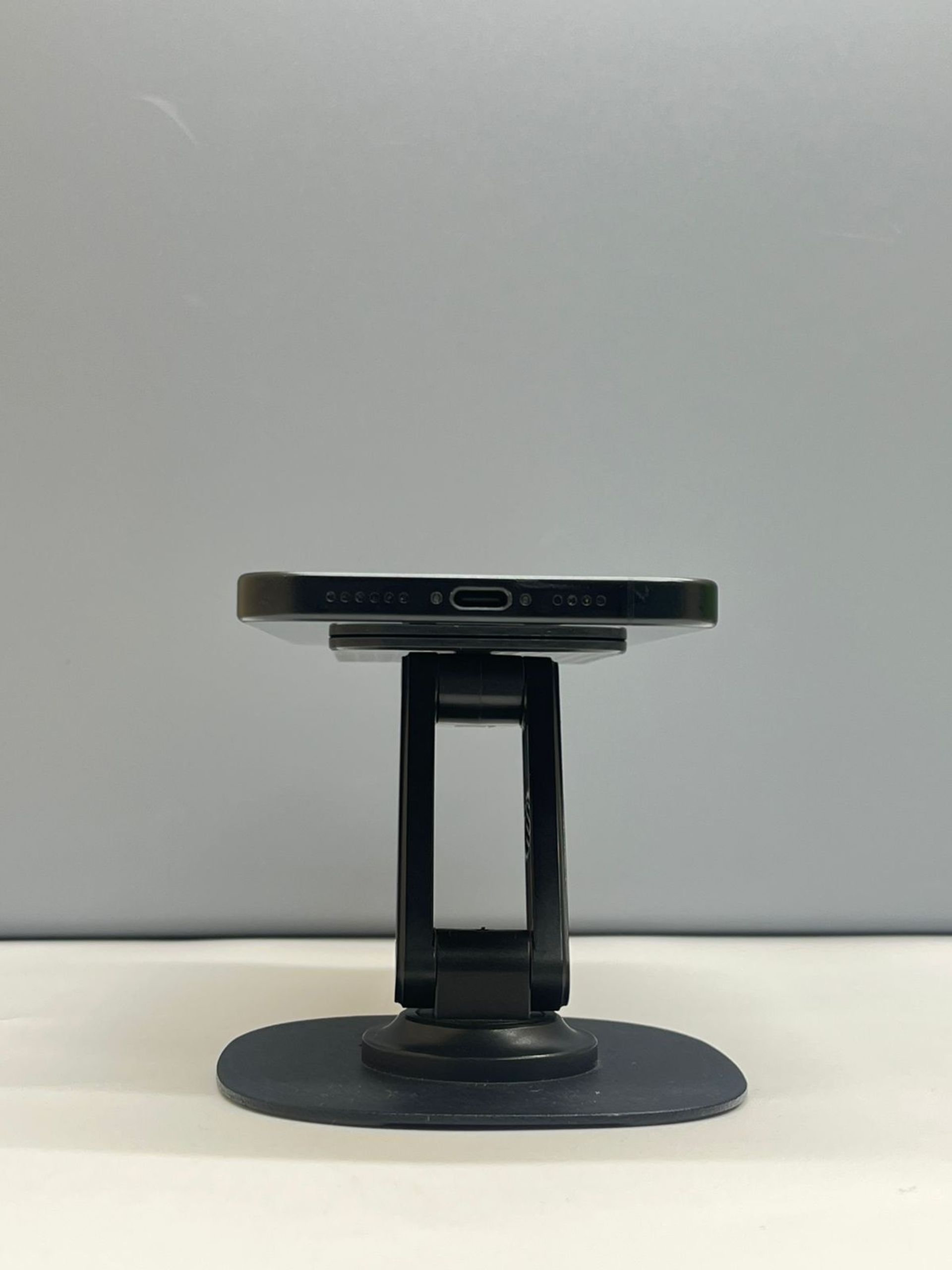 iPhone 16 Plus 128 GB