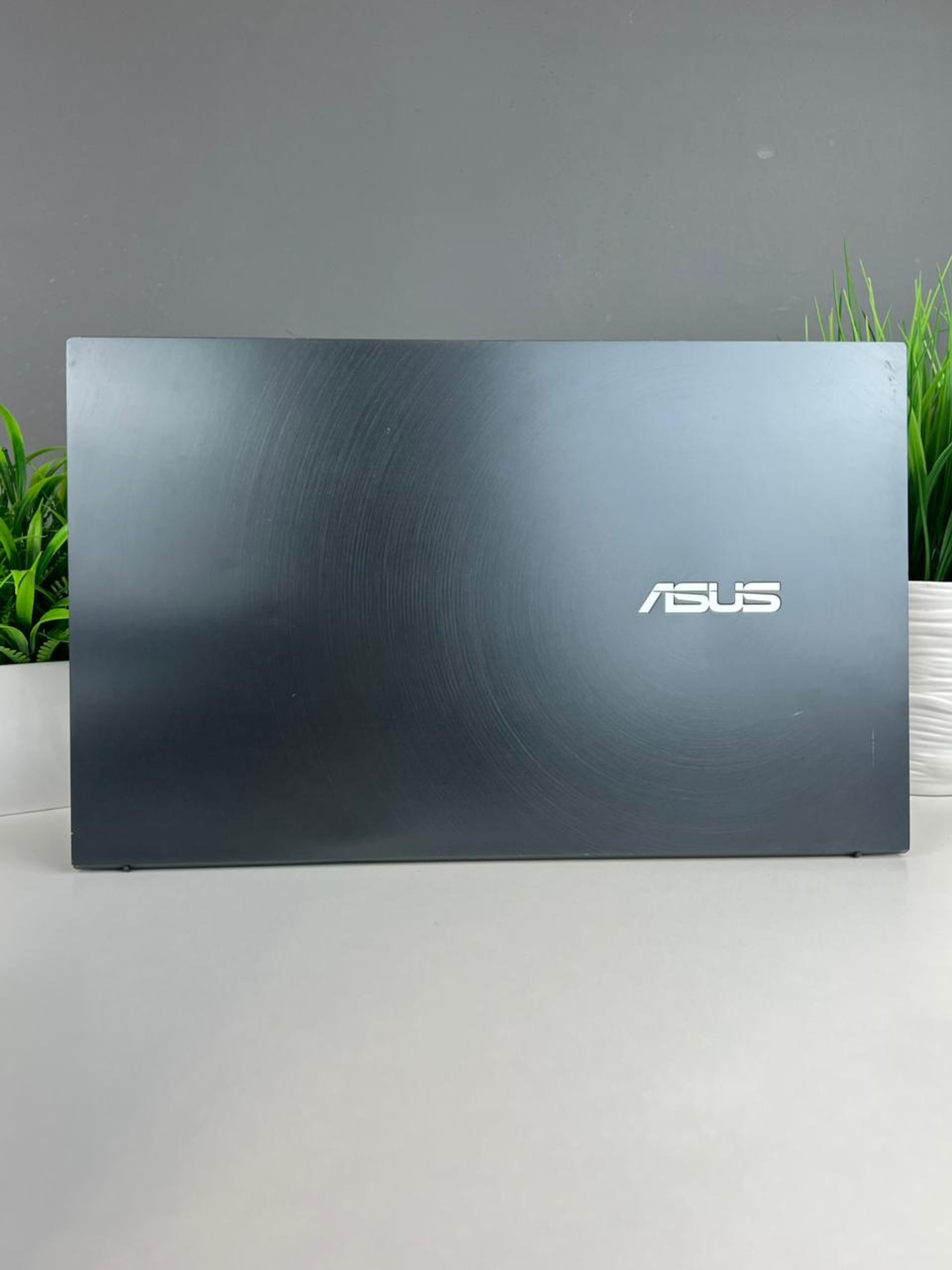 Ноутбук Asus core i7/11 пок  Intel Core i7  11-поколение  ядер 8 GB 500 GB 14 дюймов