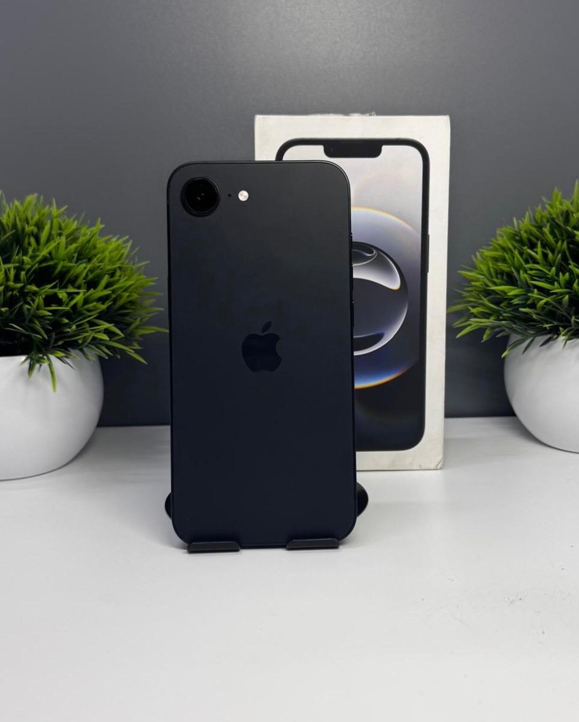 Apple iPhone 16e 128GB