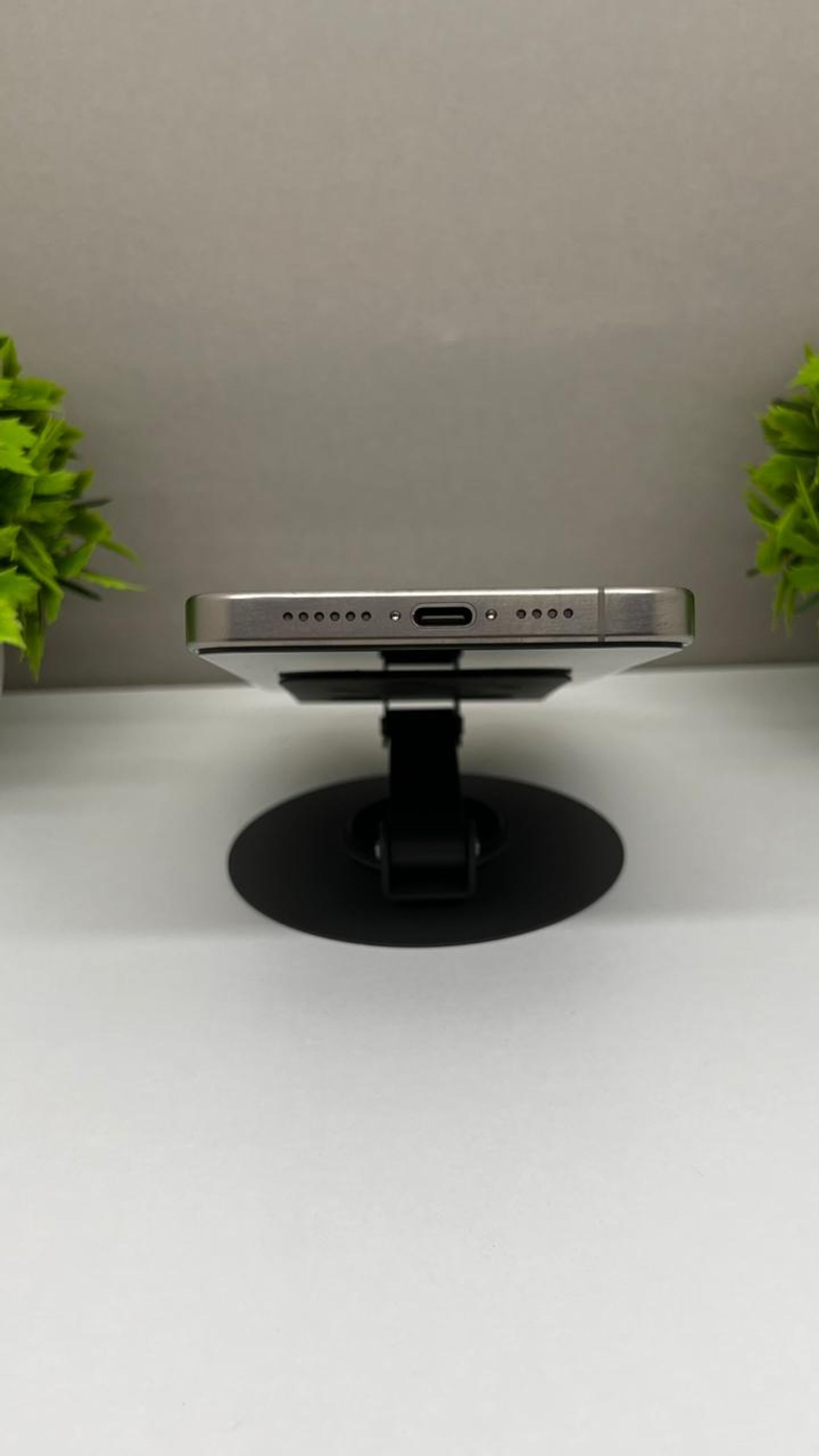 Apple iPhone 15 Pro Max 256GB - фото_4