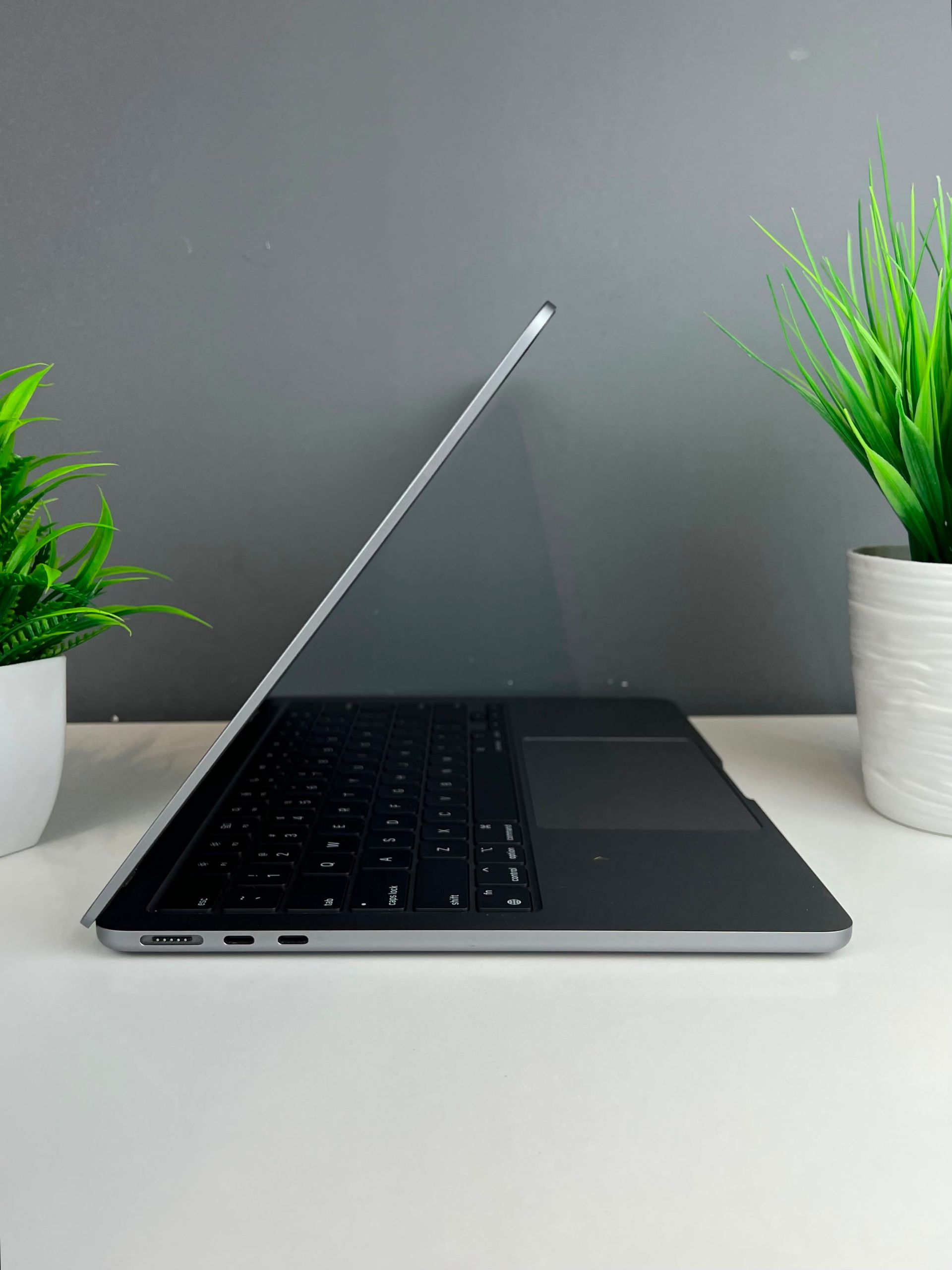 Ноутбук Apple MacBook Air M2 ядер 8 GB 256 GB 13.6 дюймов