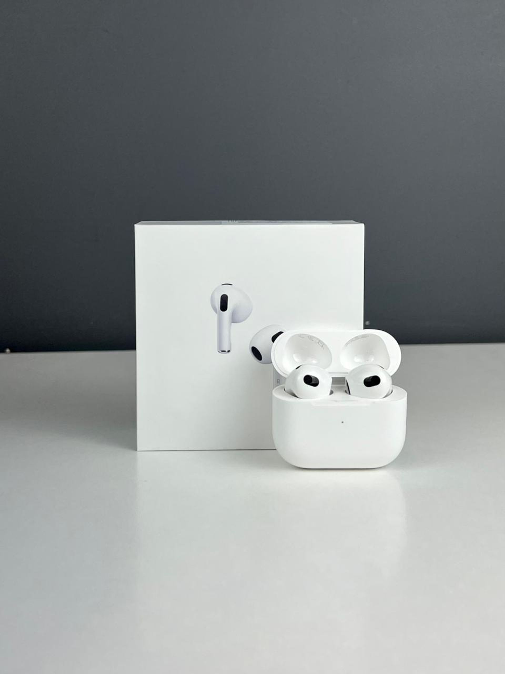 AirPods 3 series