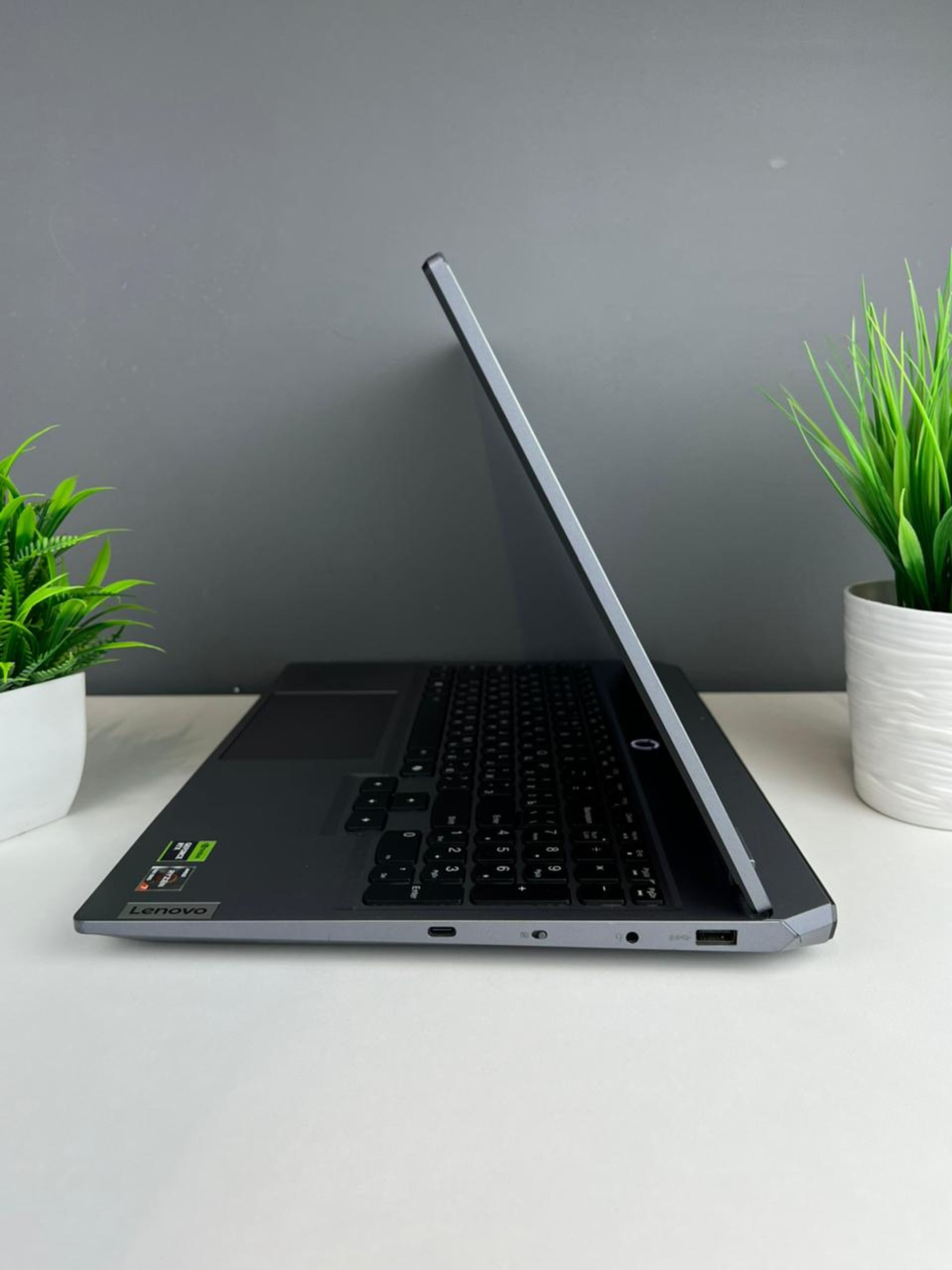 Lenovo Ryzen 7 (7-е поколение) 2023 (8 ядер / 16 потоков)