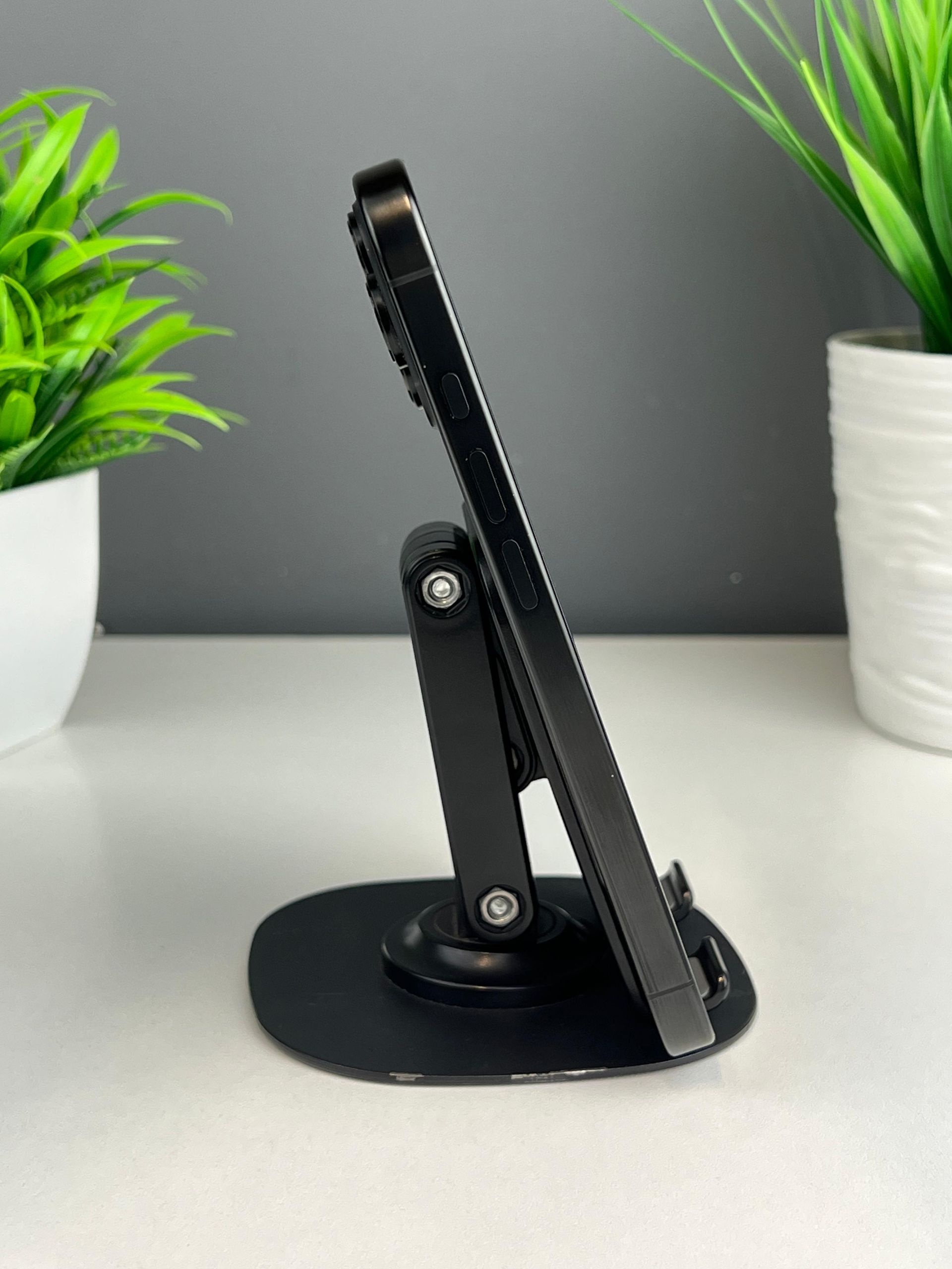 Apple iPhone 16 Pro 128GB - фото_2