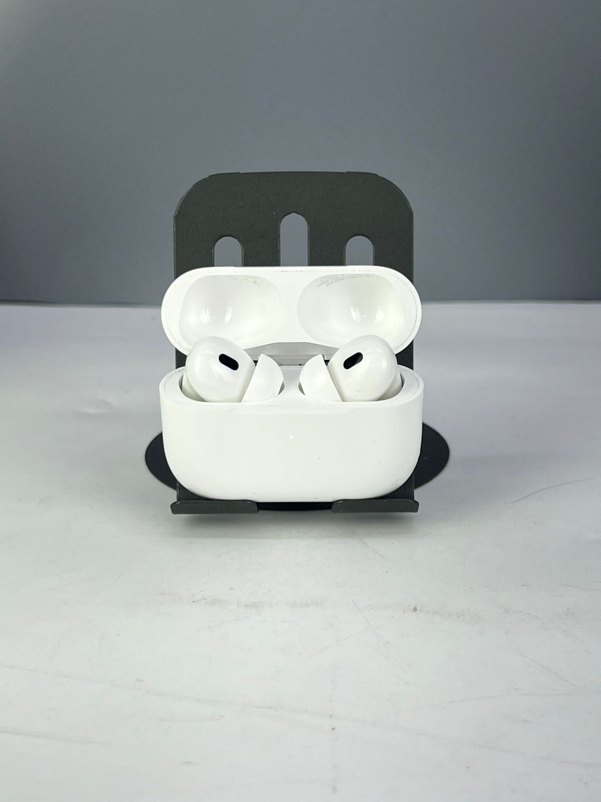 Apple AirPods Pro 2