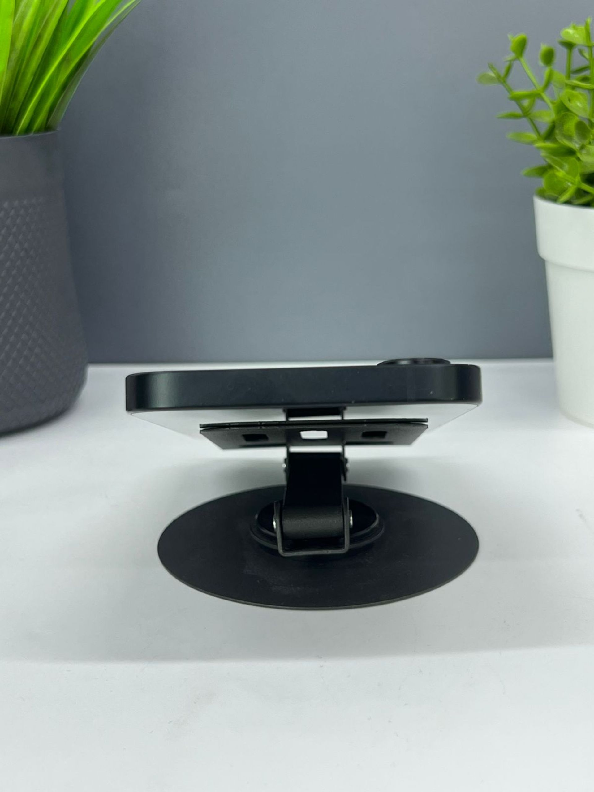 Apple iPhone 16e 128GB