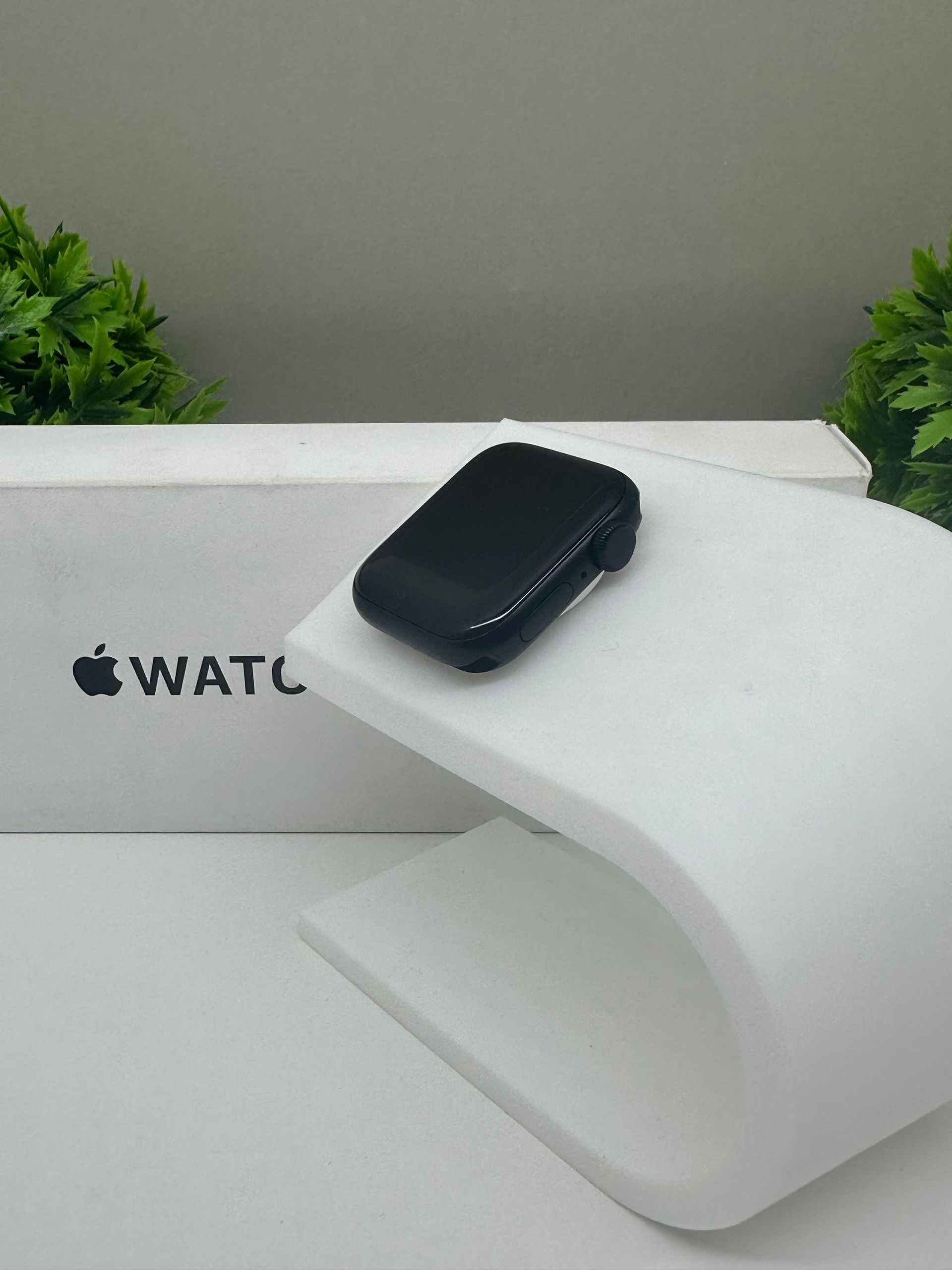 Apple Watch SE 40 мм (2е поколение) - фото_1