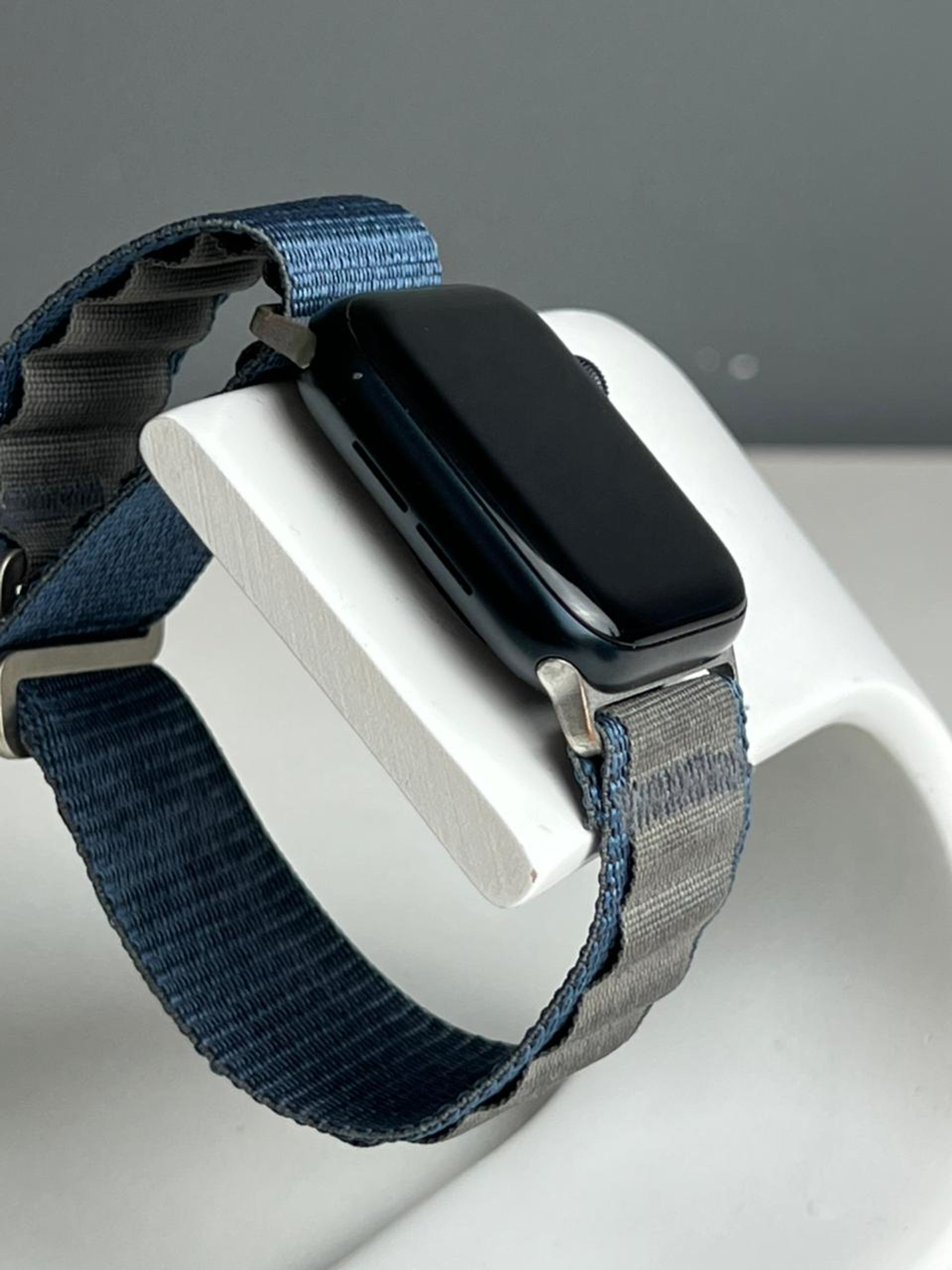 Apple Watch SE 40 мм (2е поколение)