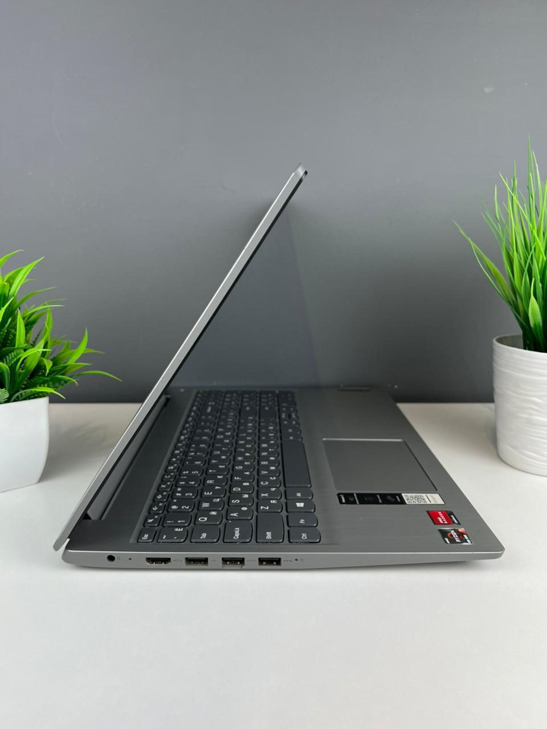 Ноутбук Lenovo ryzen 5 (4-е поколение) 2020-2022 (6 ядер / 12 потоков) AMD Ryzen 5 4-поколение ядер 8 GB 500 GB