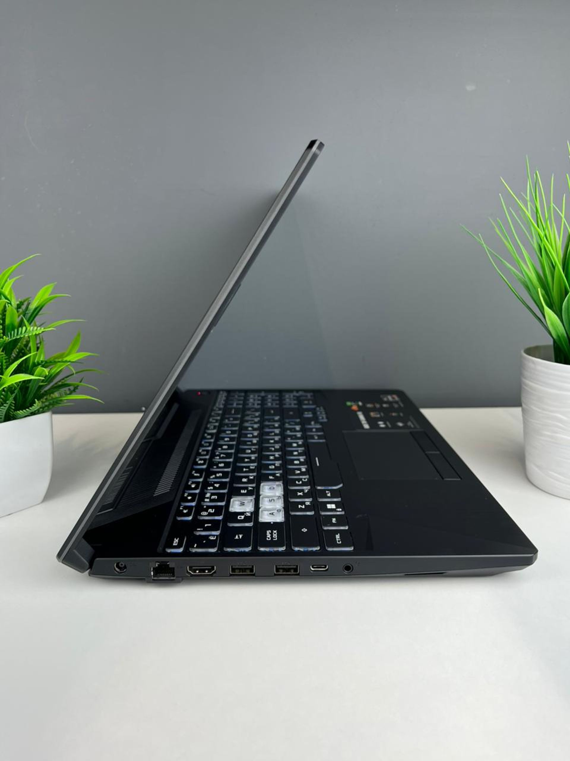 Asus Ryzen 5 (5-е поколение) 2023 (6 ядер / 12 потоков)