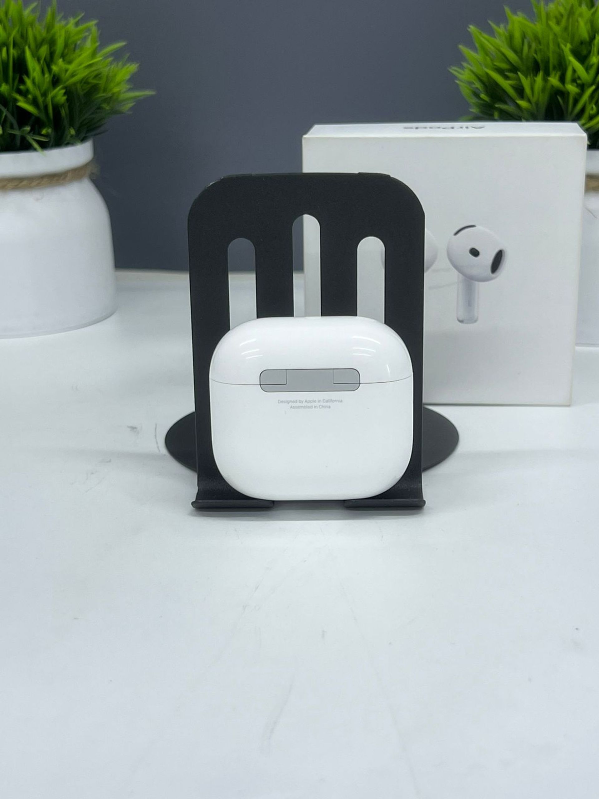 Apple AirPods 4 series