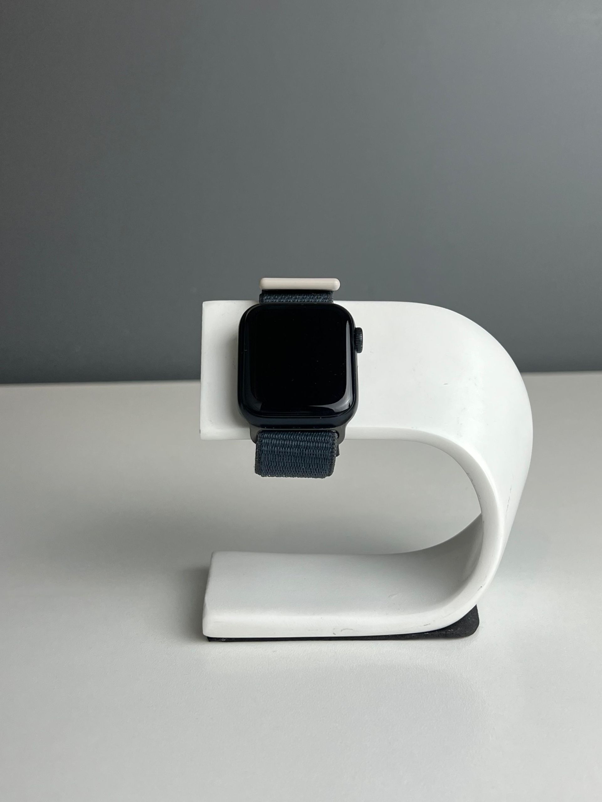 Apple Series SE 40 mm (2е поколение) 40 мм