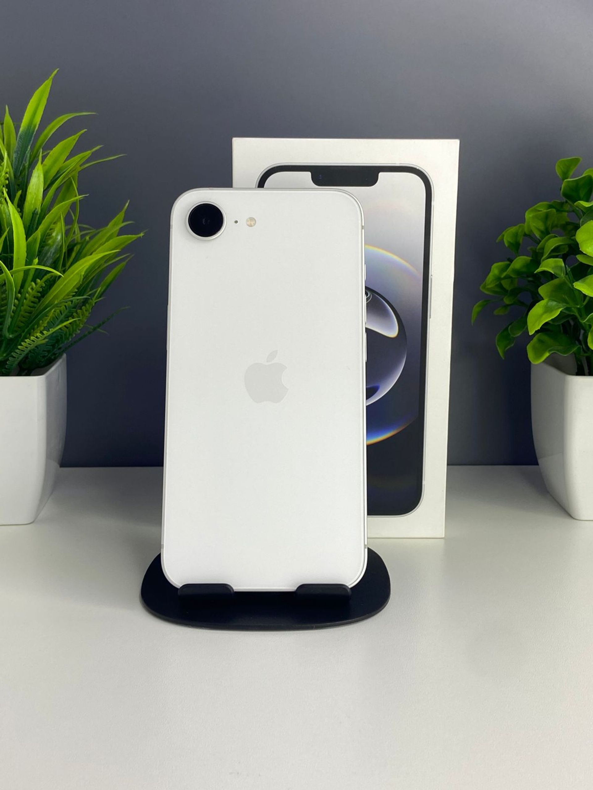 Apple iPhone 16e 128GB