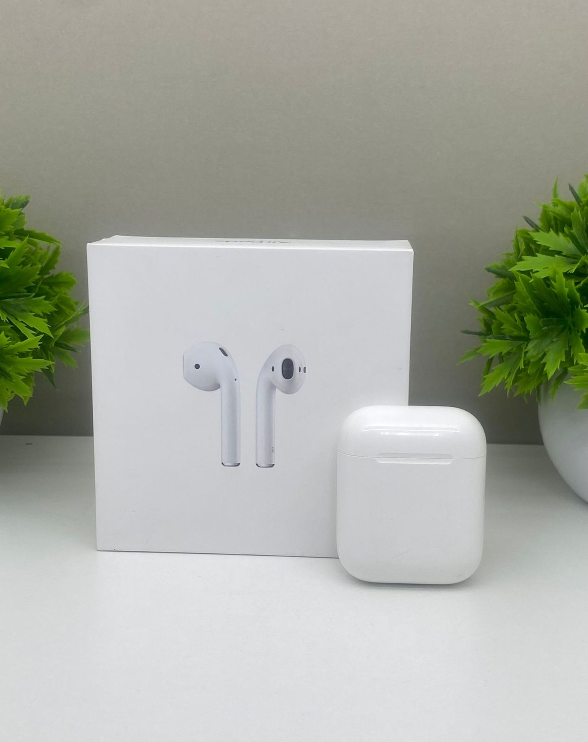Apple AirPods 2 series
