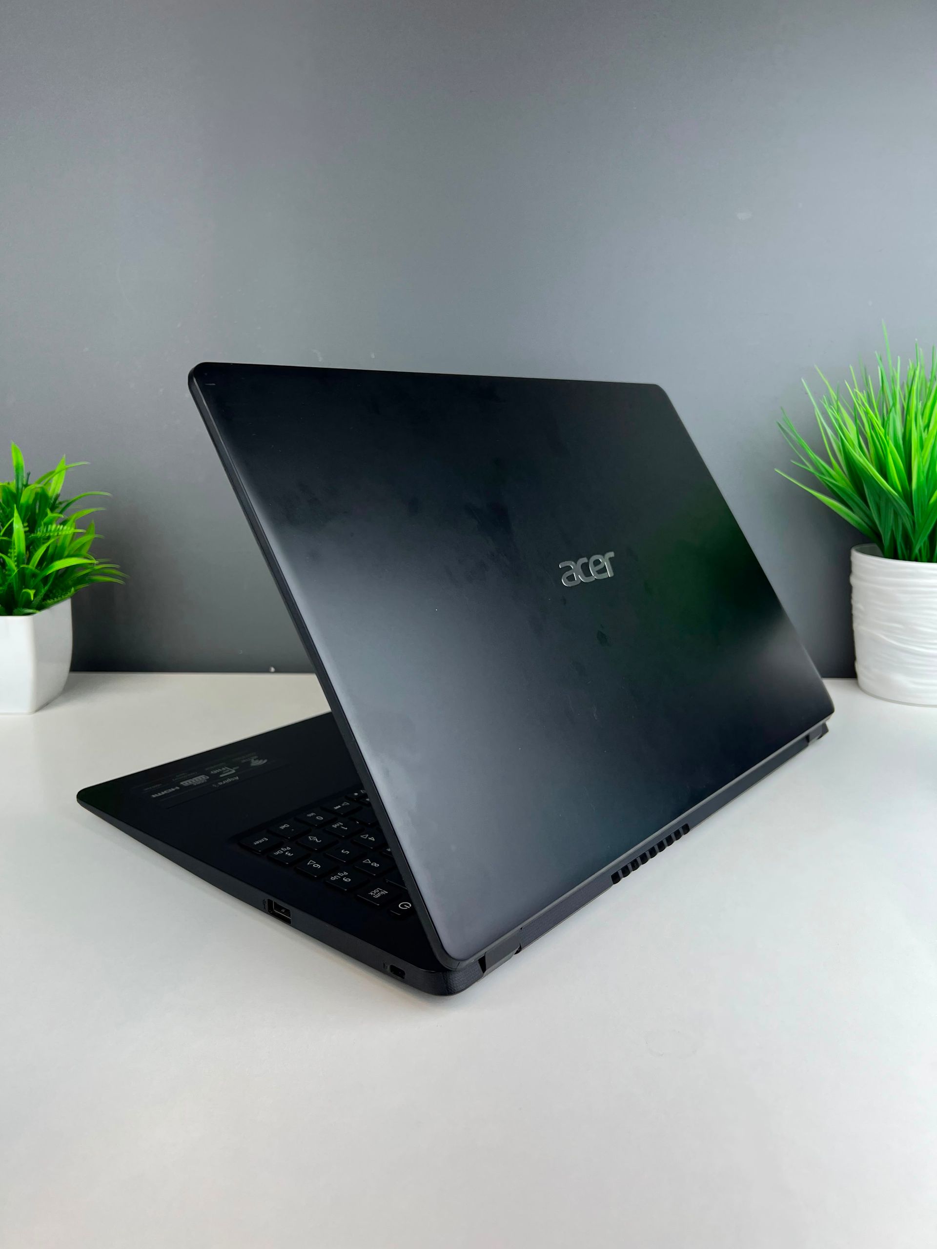 Ноутбук Acer core i3/10-пок  Intel Core i3  10-поколение  ядер 8 GB 128 GB 16 дюймов